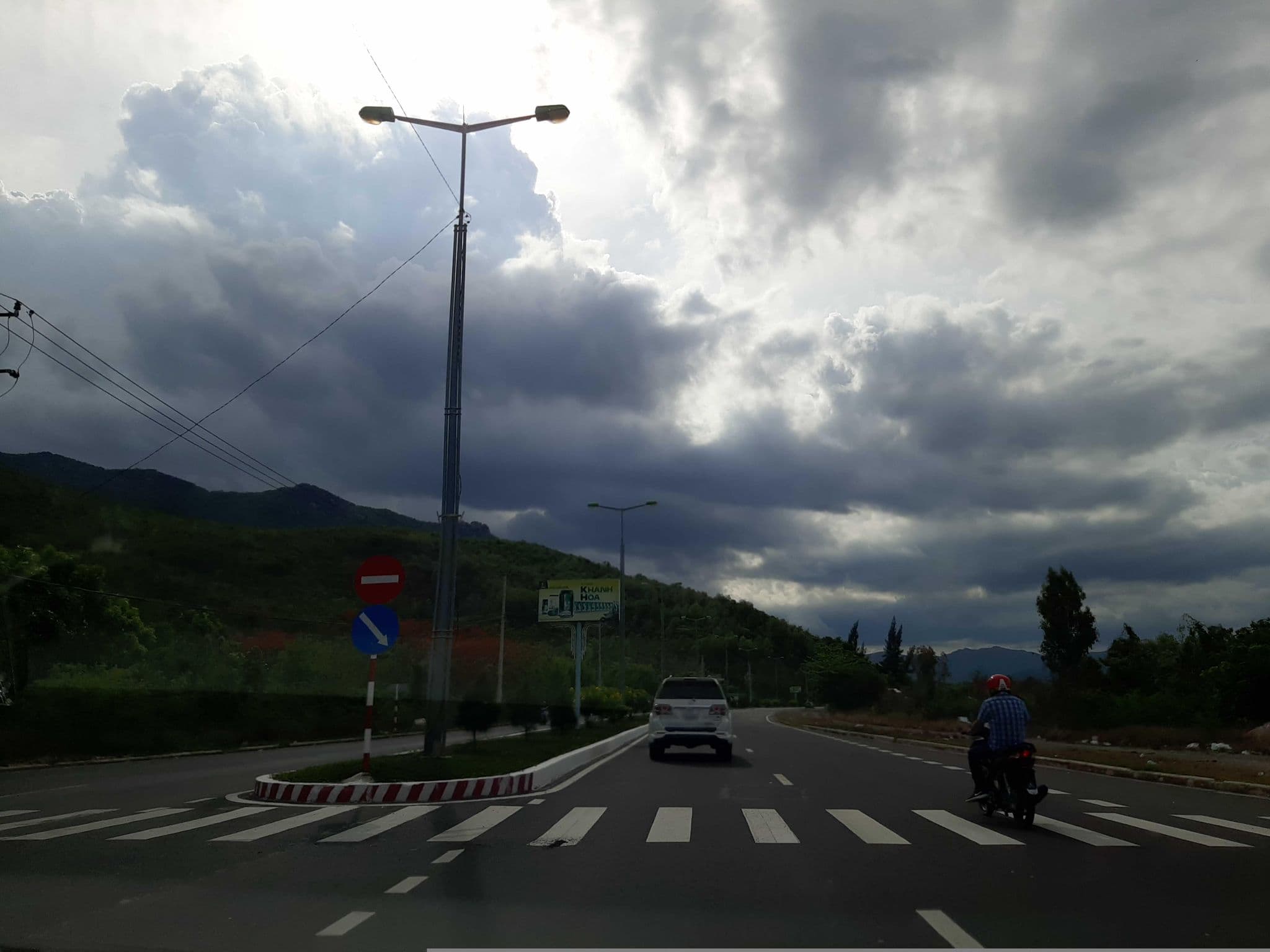 Street view near Mây Camping Nha Trang, Nha Trang — © DriveWithHoang (CC BY-SA · Mapillary)