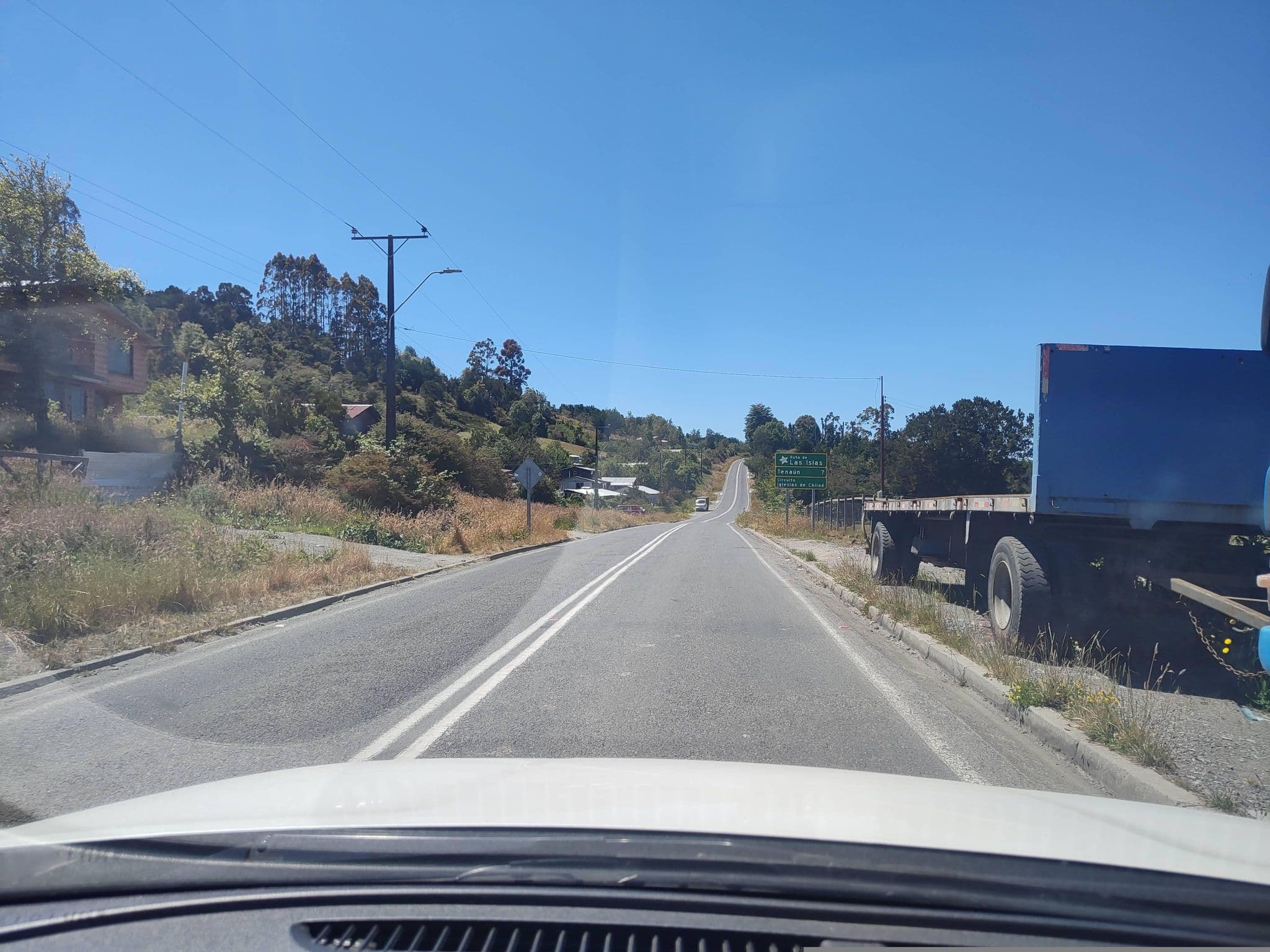 Street view near Hospedaje, Dalcahue — © andresduhour (CC BY-SA · Mapillary)