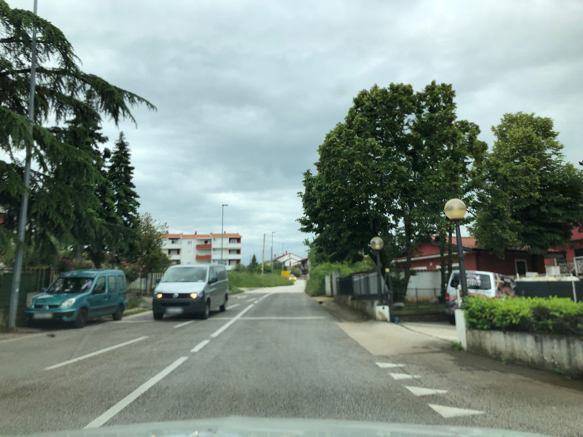 Street view near Hotel & Casinò Zephyr, Buje — © derzornigemarkus (CC BY-SA · Mapillary)