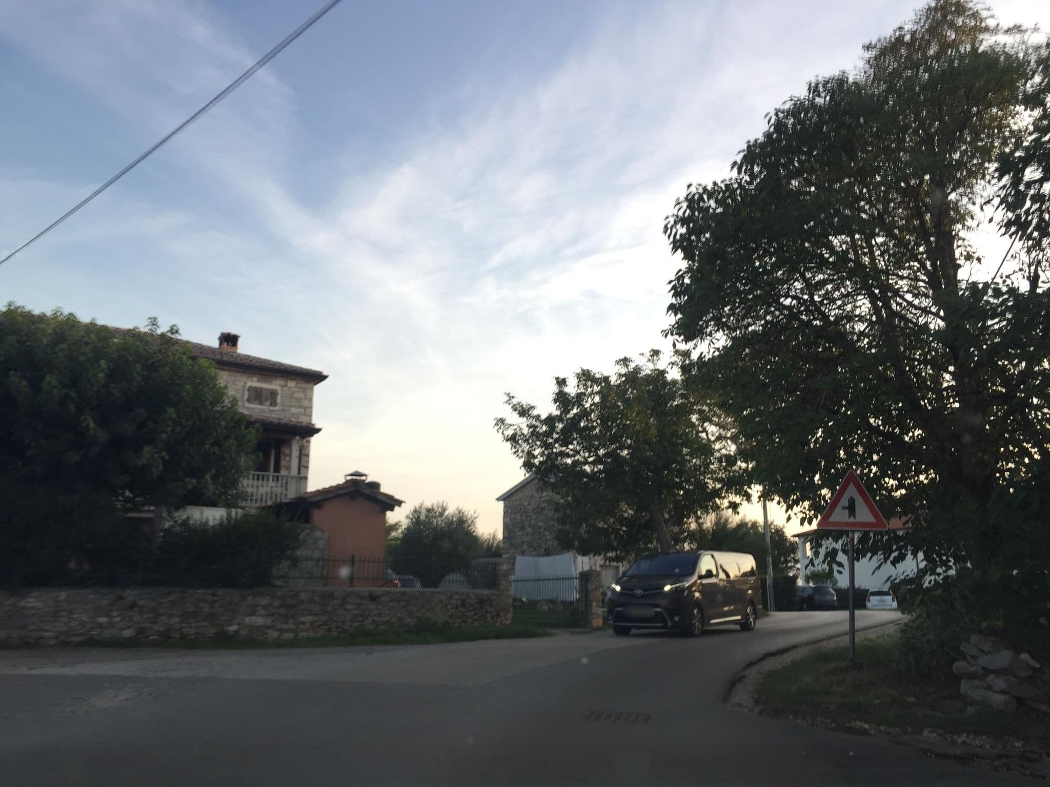 Street view near Villa Elizabeth, Umag — © igorzo (CC BY-SA · Mapillary)
