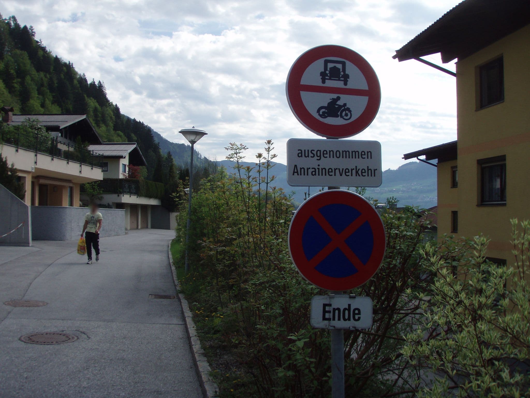 Street view near Weiner Hotel-Pension Schönberg, Schwarzach im Pongau — © schermy_at (CC BY-SA · Mapillary)