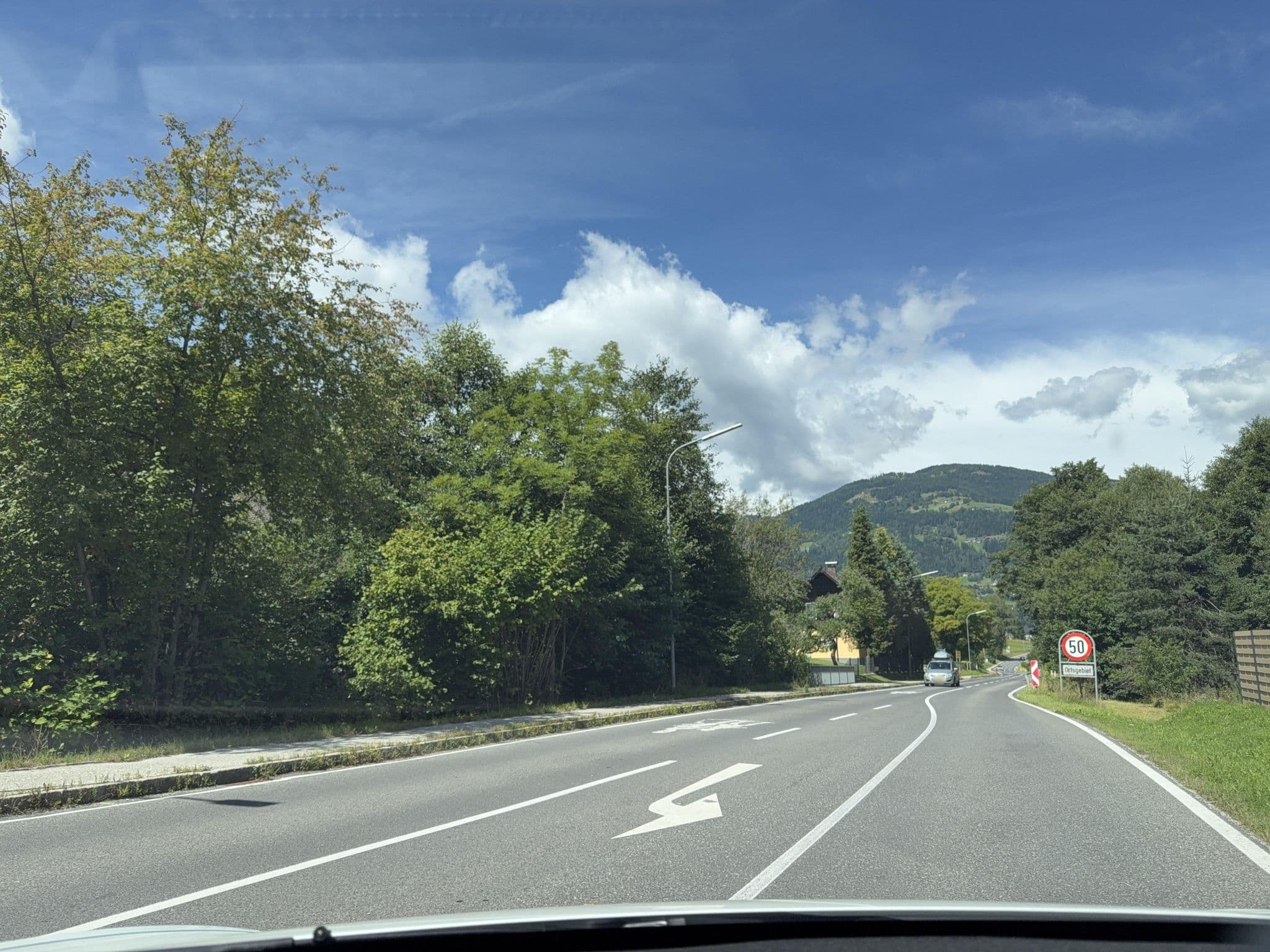 Street view near Casa Cristina, Radenthein — © ottor (CC BY-SA · Mapillary)
