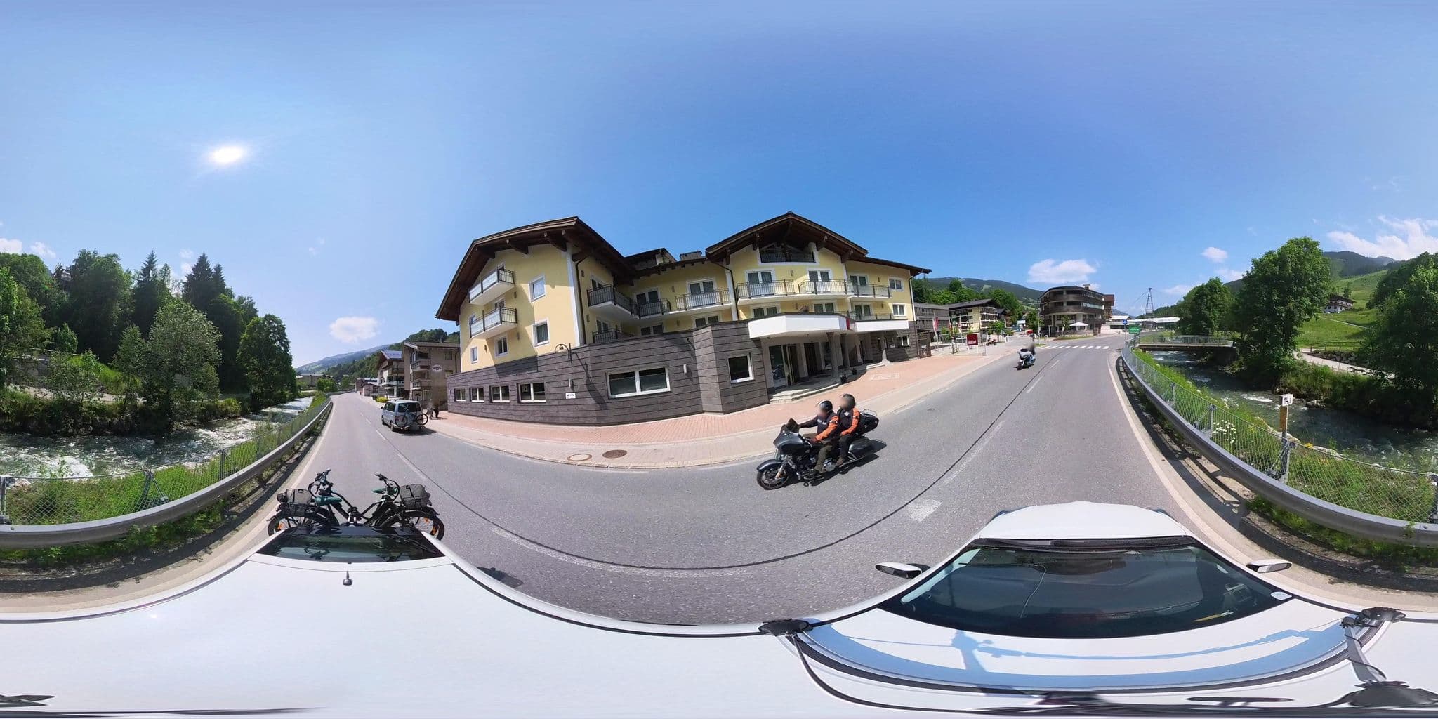 Street view near Steiner`S Pub Pension Eder- Steiner, Saalbach — © osmplus_org (CC BY-SA · Mapillary)