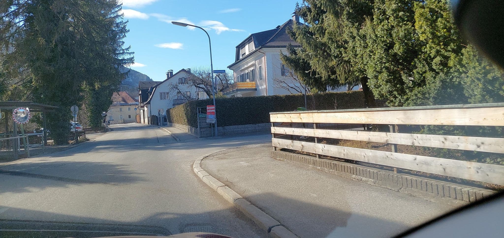 Street view near Living8-Appartements, Bad Ischl — © gzin (CC BY-SA · Mapillary)
