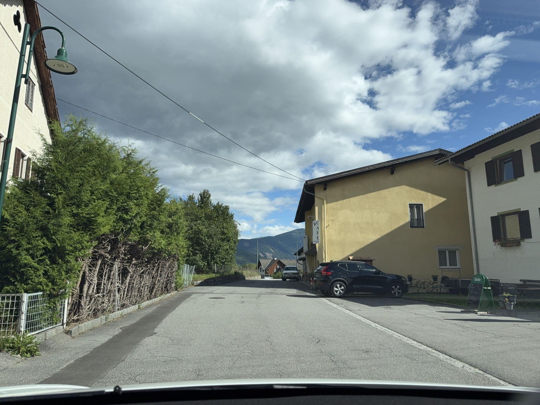 Street view near Gasthof Hochalmspitze, Seeboden — © ottor (CC BY-SA · Mapillary)