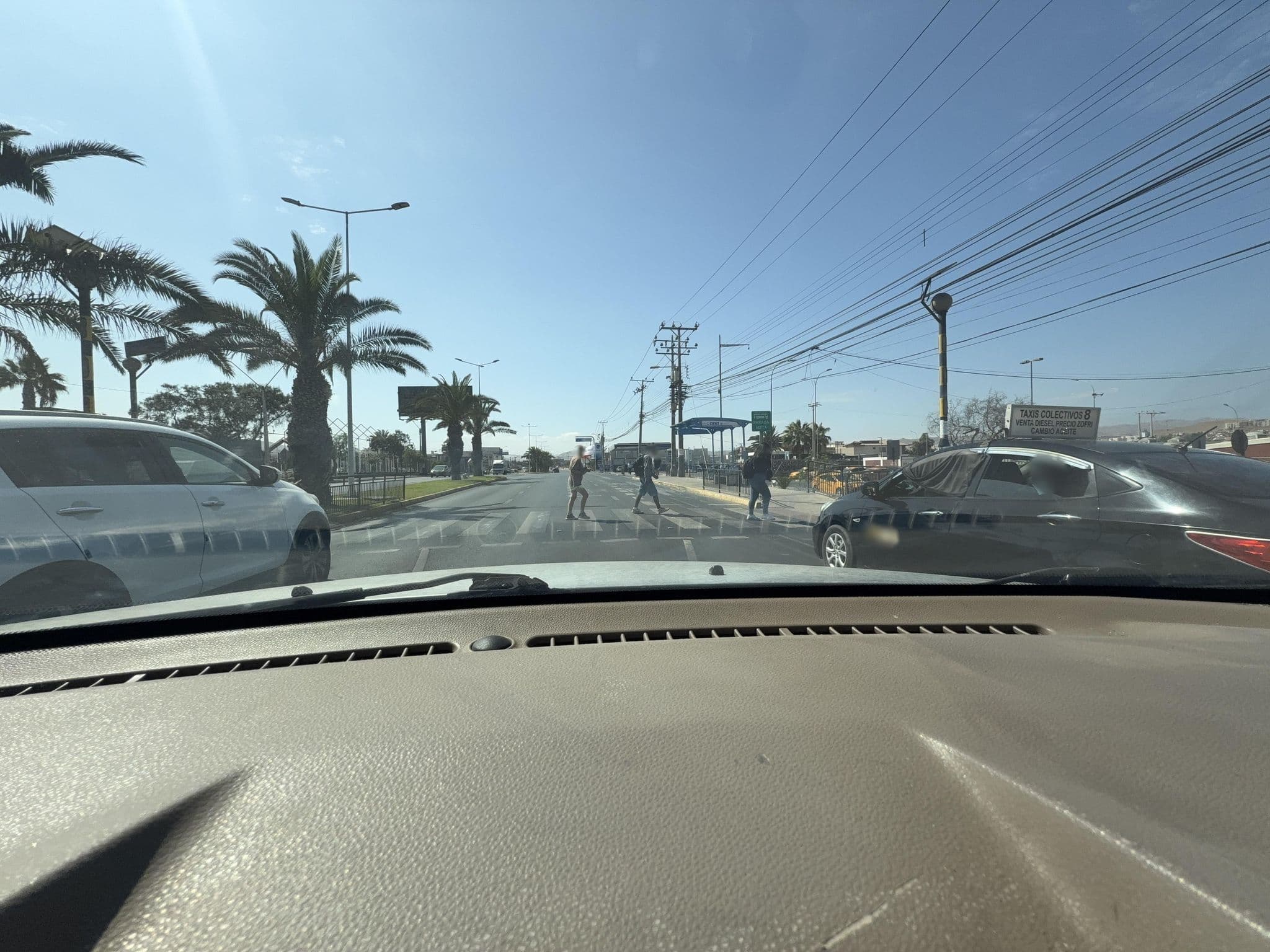 Street view near Las tres Cruces, Arica — © contrerasalcalde (CC BY-SA · Mapillary)