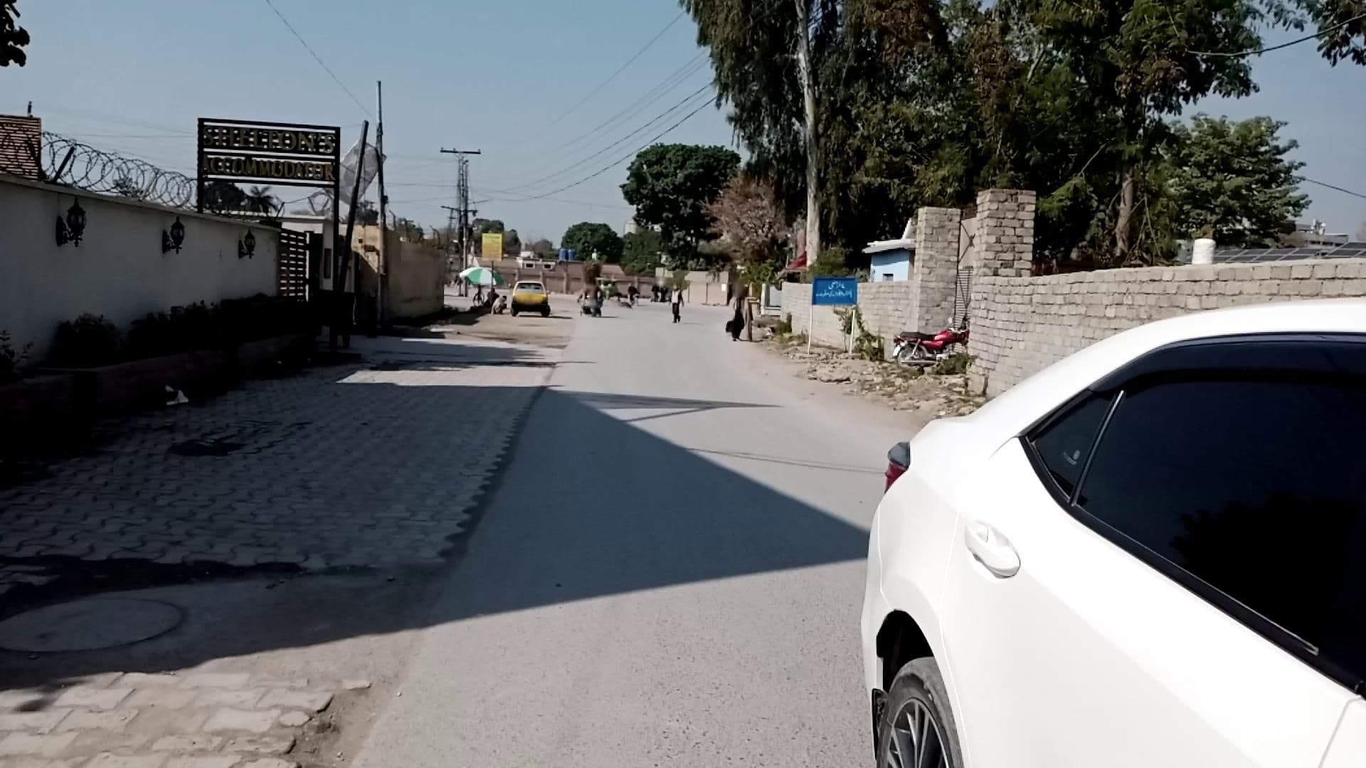Street view near Shelton's Accommodator Peshawar, Peshawar — © RobinGoix (CC BY-SA · Mapillary)