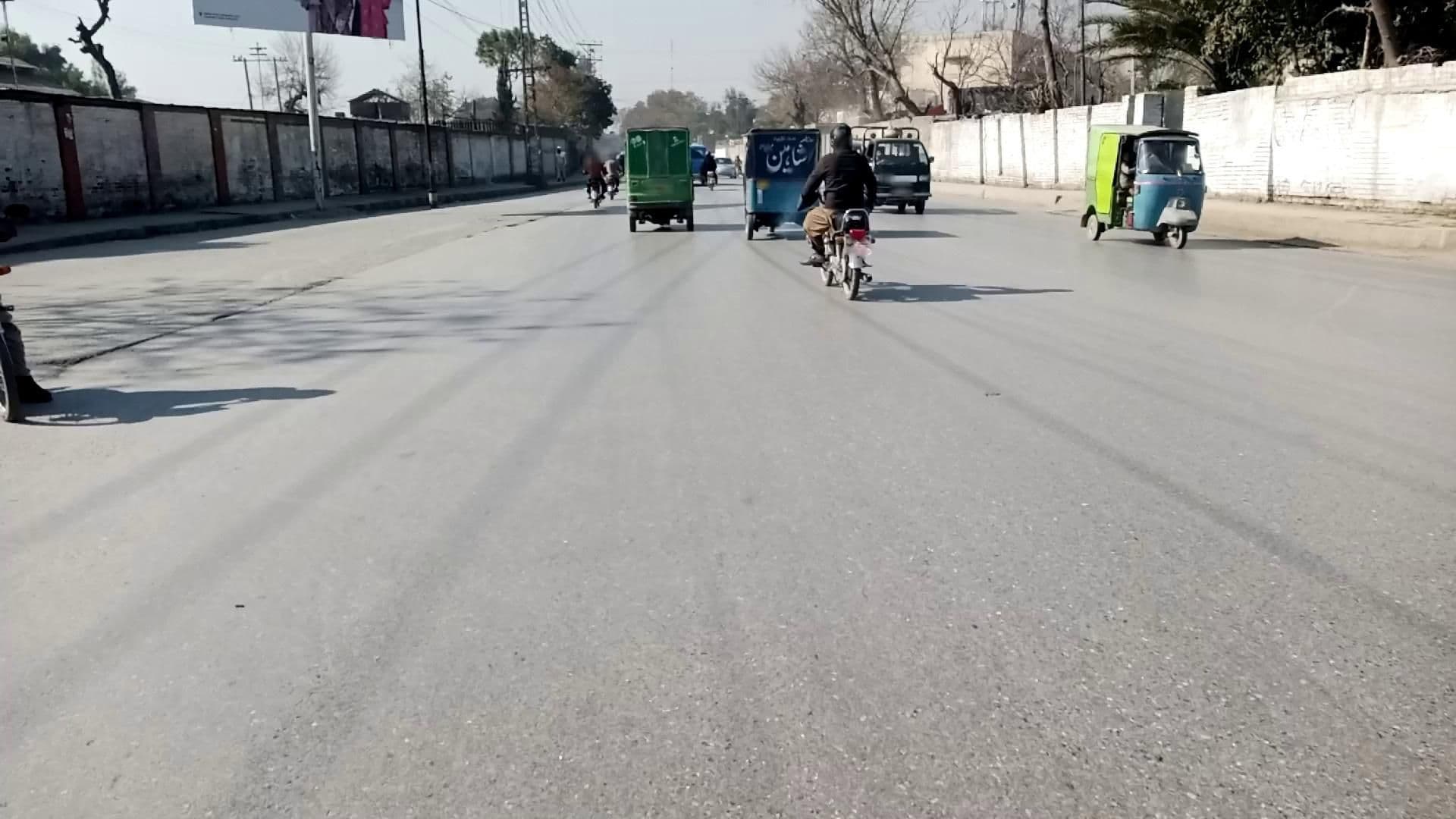 Street view near khan hotel, Peshawar — © RobinGoix (CC BY-SA · Mapillary)