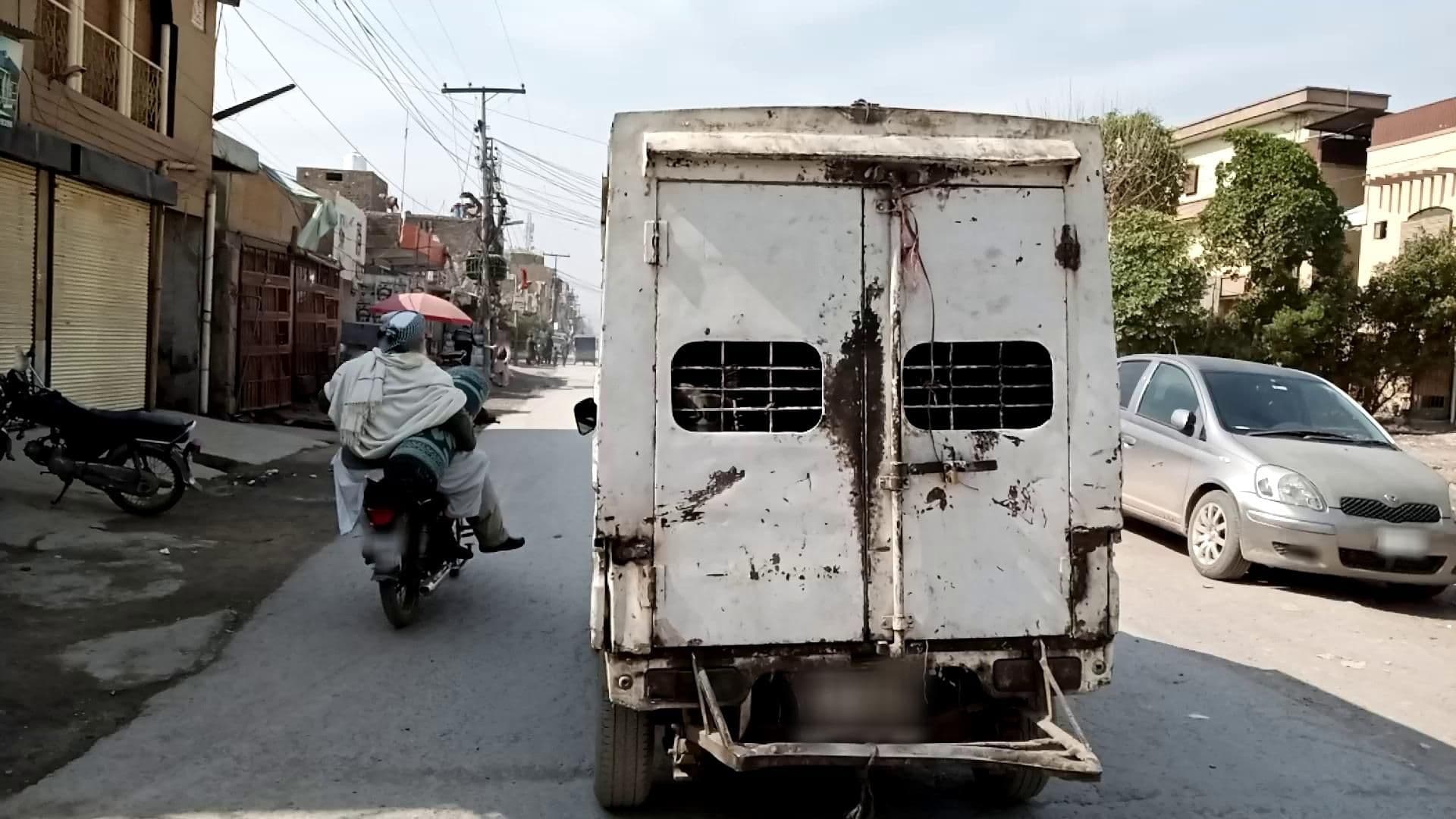 Street view near The Yousafzai Hostel, Jamrud — © RobinGoix (CC BY-SA · Mapillary)