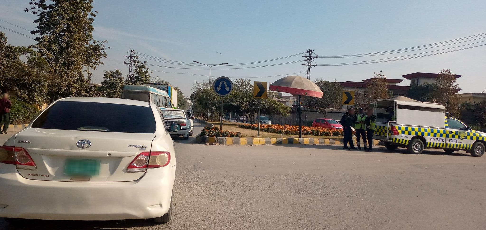 Street view near National hostel for boys, Jamrud — © RobinGoix (CC BY-SA · Mapillary)