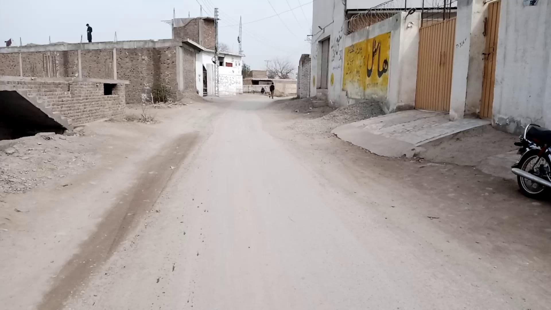 Street view near Awais Hostel p, Jamrud — © RobinGoix (CC BY-SA · Mapillary)