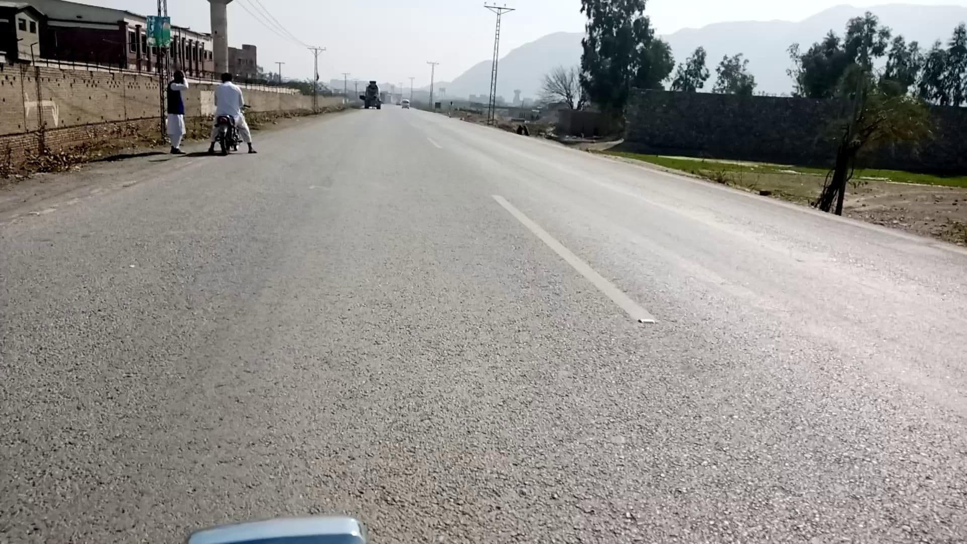 Street view near Boys Hostel 4 IMSciences, Jamrud — © RobinGoix (CC BY-SA · Mapillary)