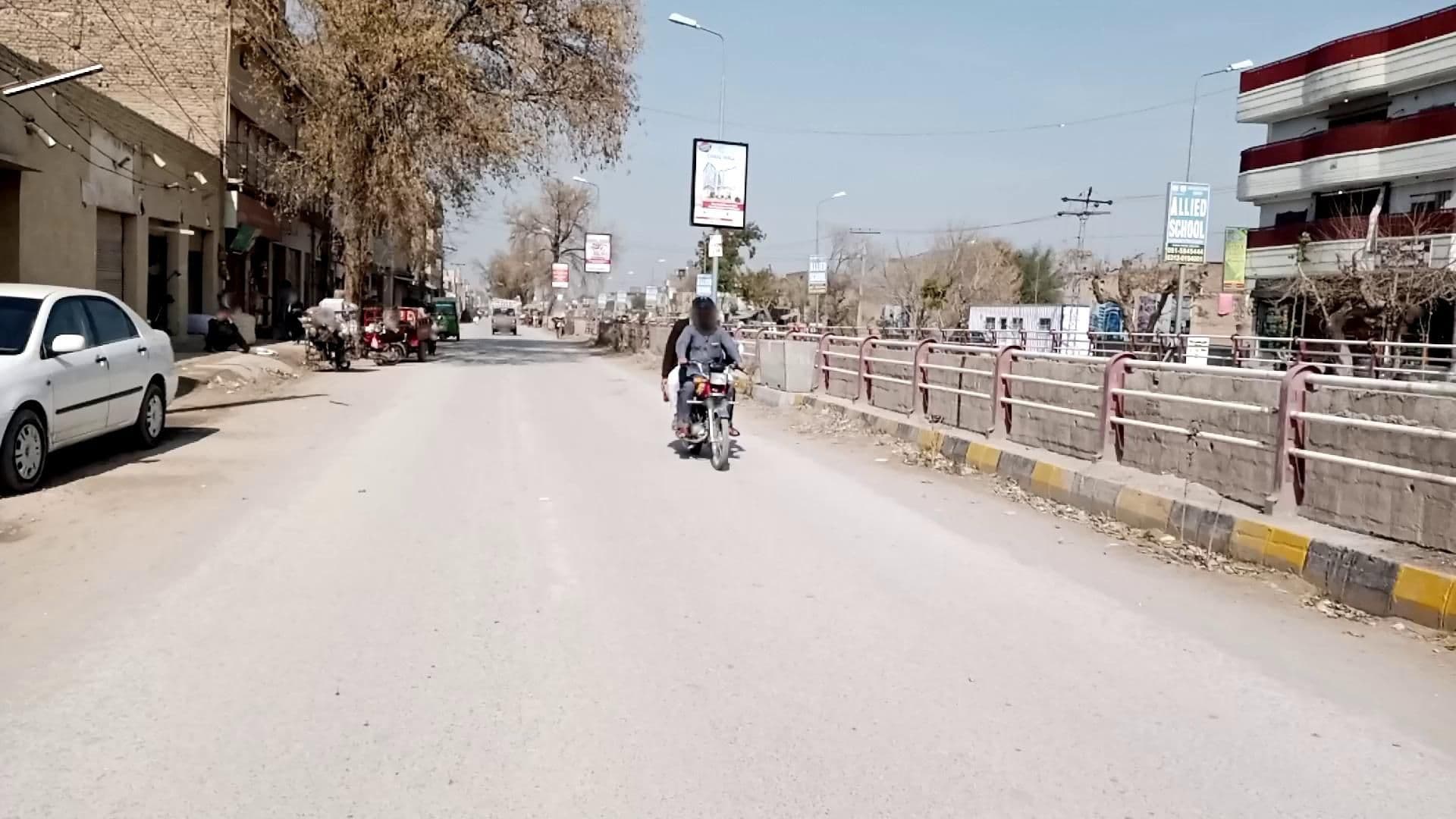 Street view near Haya Hostel (Girls), Peshawar — © RobinGoix (CC BY-SA · Mapillary)