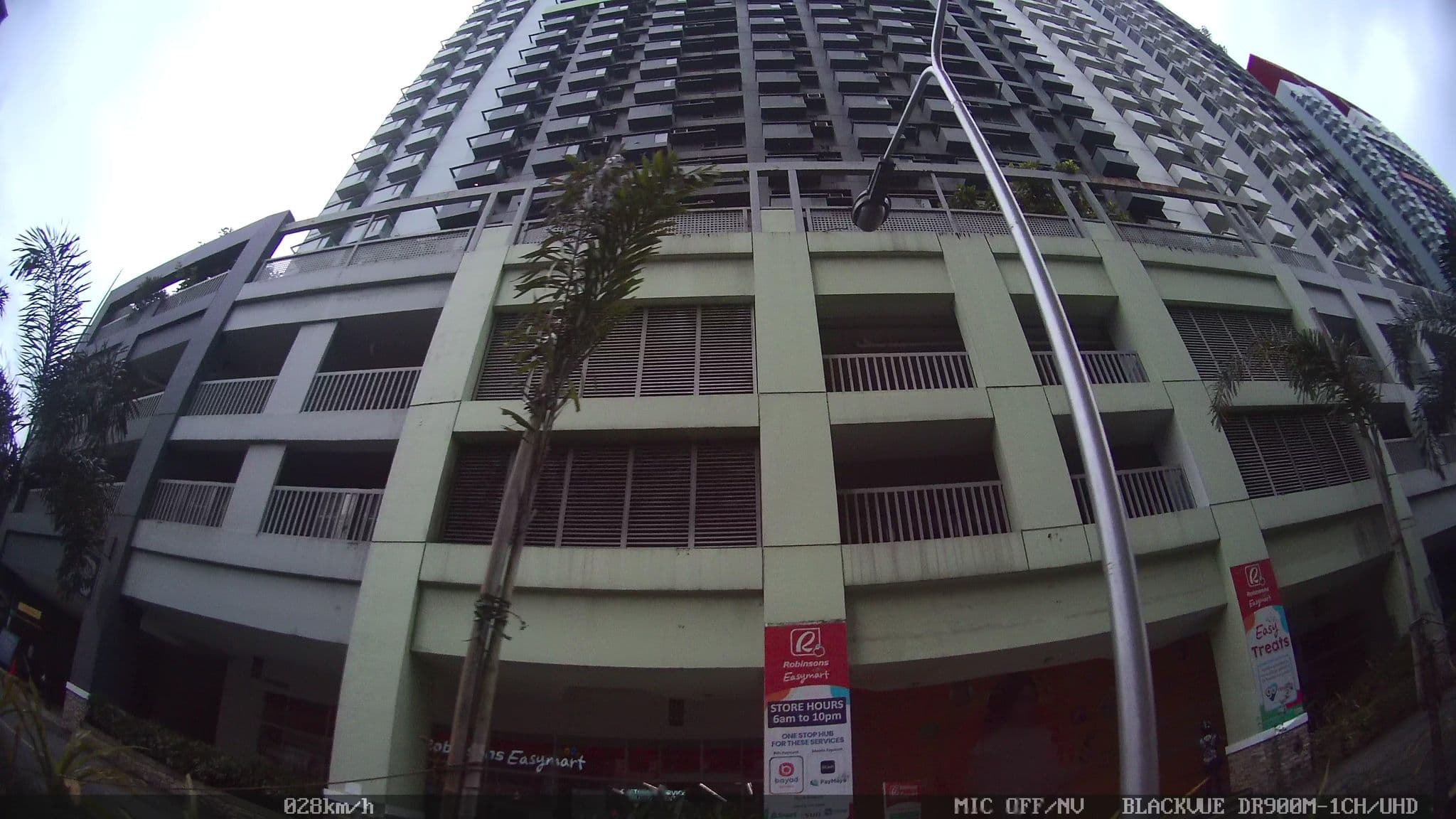Street view near Cubao Staycations by SMS - Manhattan Condotels, Mariana — © kaart_4 (CC BY-SA · Mapillary)
