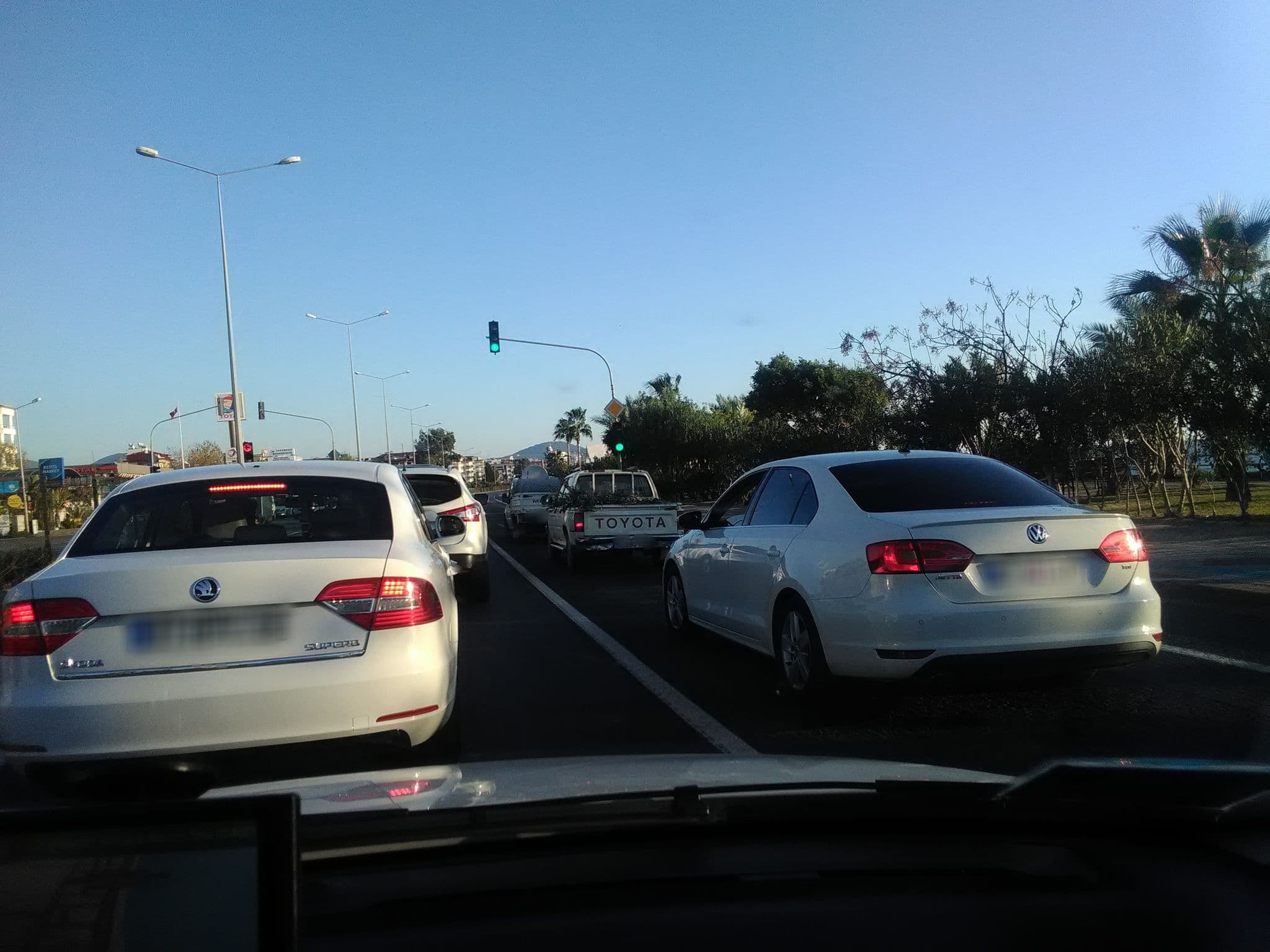 Street view near World Star Beach Resort & Spa, Mahmutlar — © andershl (CC BY-SA · Mapillary)
