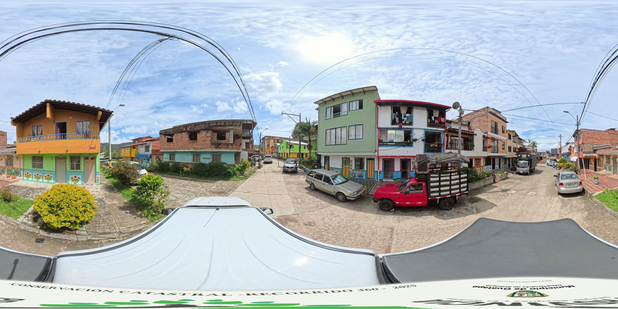 Street view near Casa Pastora Hotel Coworking Guatape, Guatapé — © CMPCONSULTORIA (CC BY-SA · Mapillary)