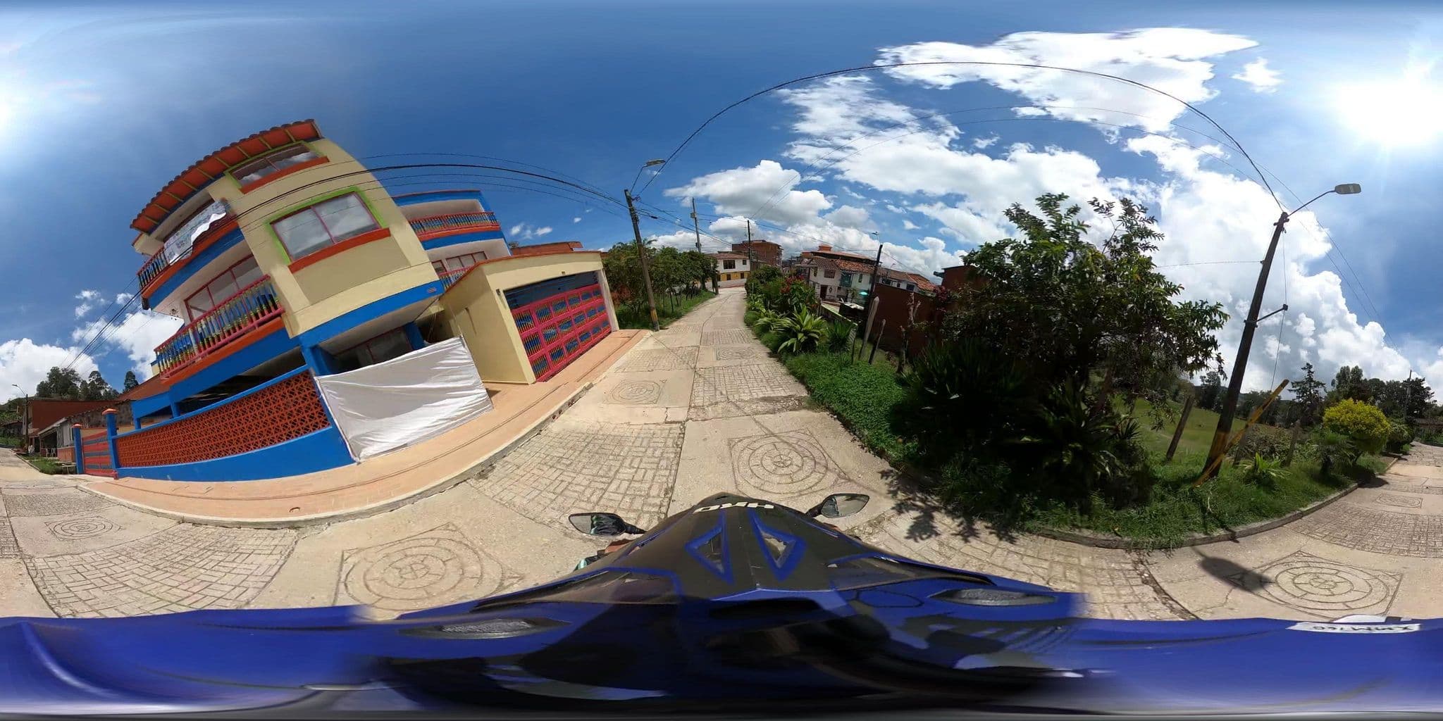 Street view near Hotel Spa Bliss Guatapé, Guatapé — © 360recorrido (CC BY-SA · Mapillary)