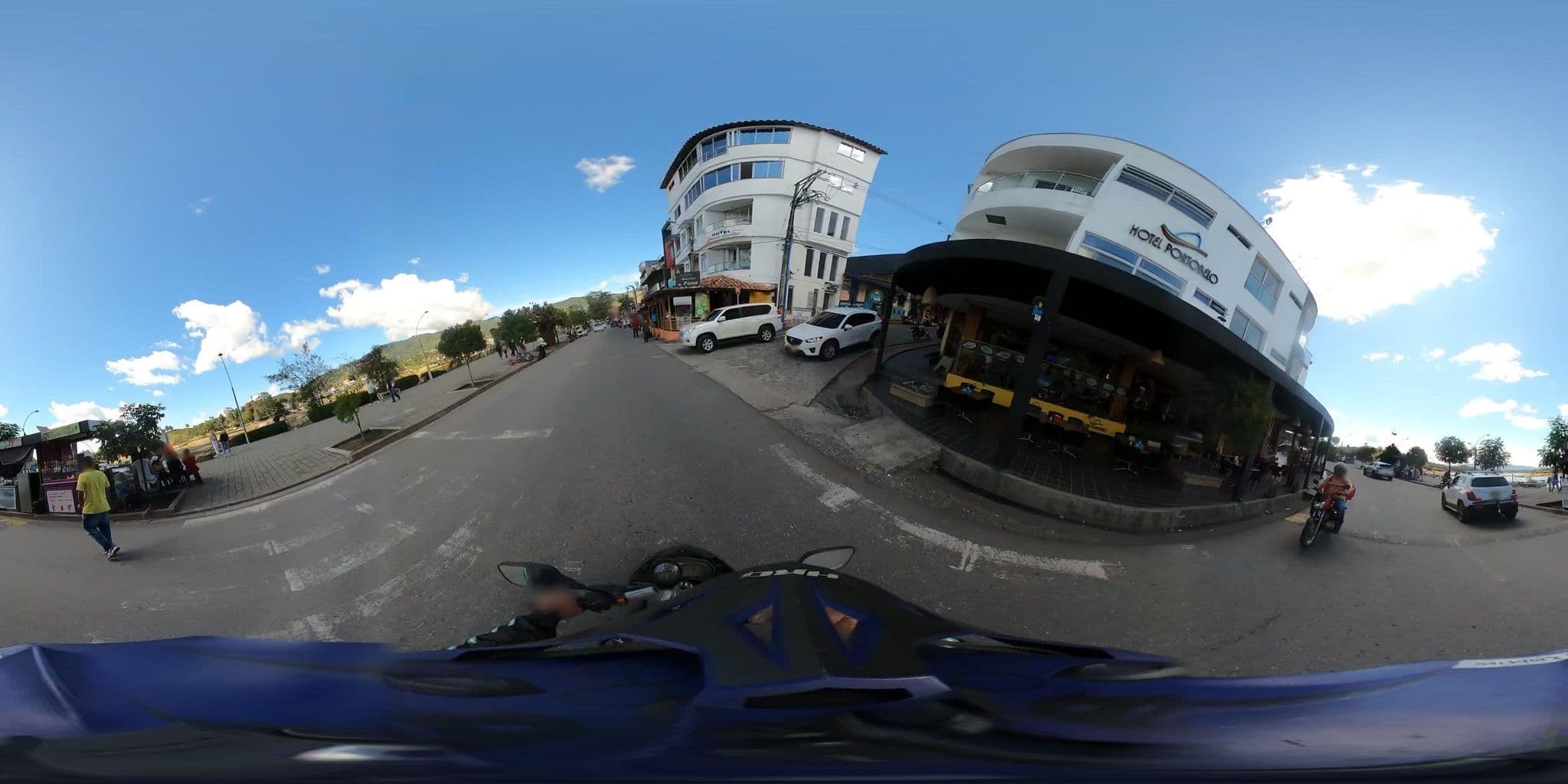 Street view near HOTEL PORTOBELO GUATAPE, Guatapé — © 360recorrido (CC BY-SA · Mapillary)