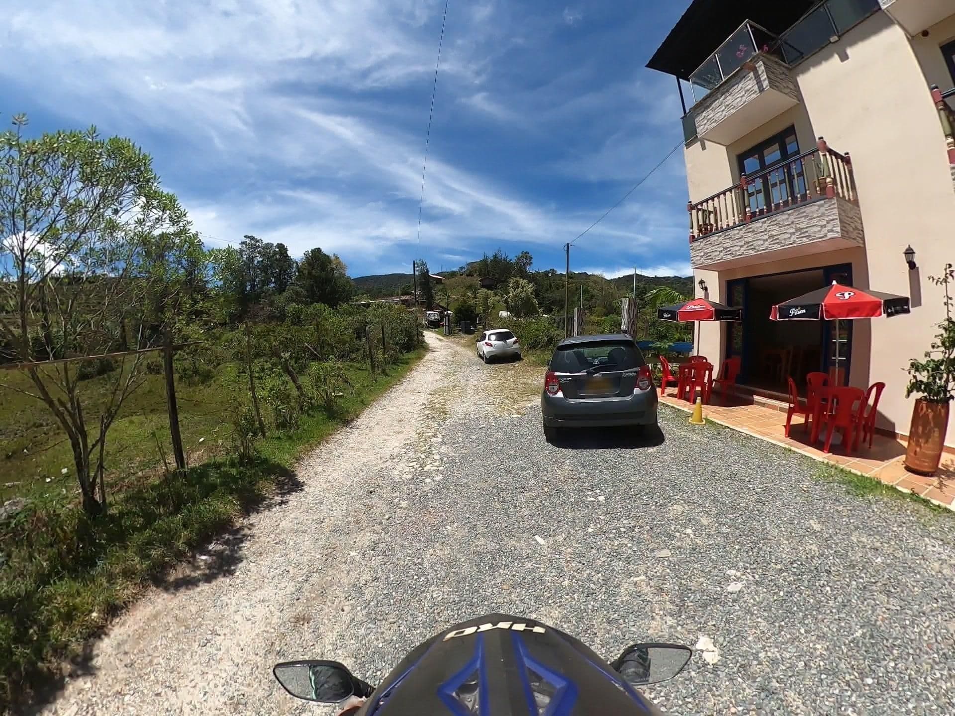 Street view near Hotel Bambú Guatapé, Guatapé — © 360recorrido (CC BY-SA · Mapillary)