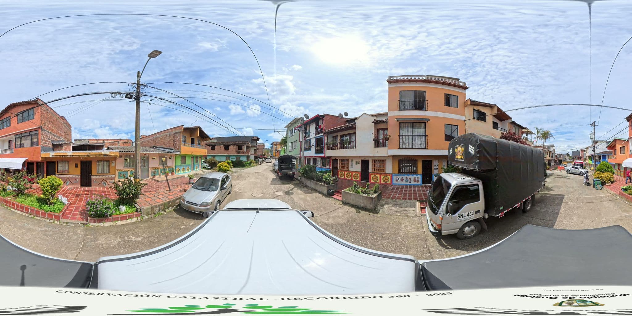 Street view near Hotel Gustape, Guatapé — © CMPCONSULTORIA (CC BY-SA · Mapillary)