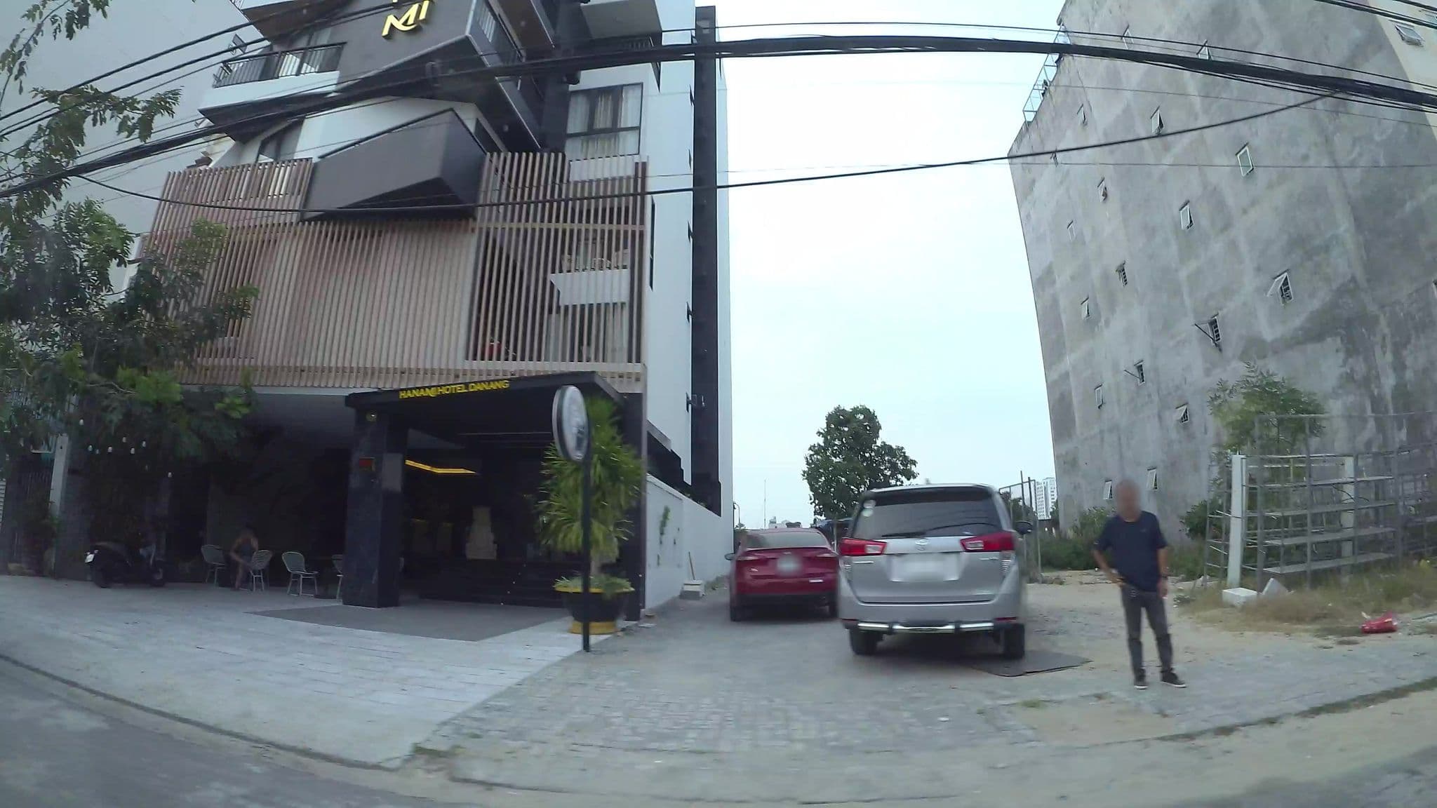 Street view near H'Nami Urban Stay Hotel - Apartment with Balcony, Sơn Trà — © kaartcam (CC BY-SA · Mapillary)