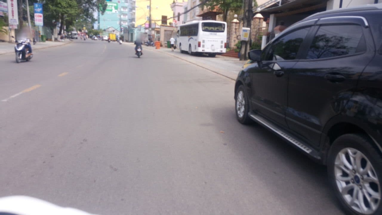 Street view near Cali Phú Quốc, Dương Đông — © dohonganh (CC BY-SA · Mapillary)