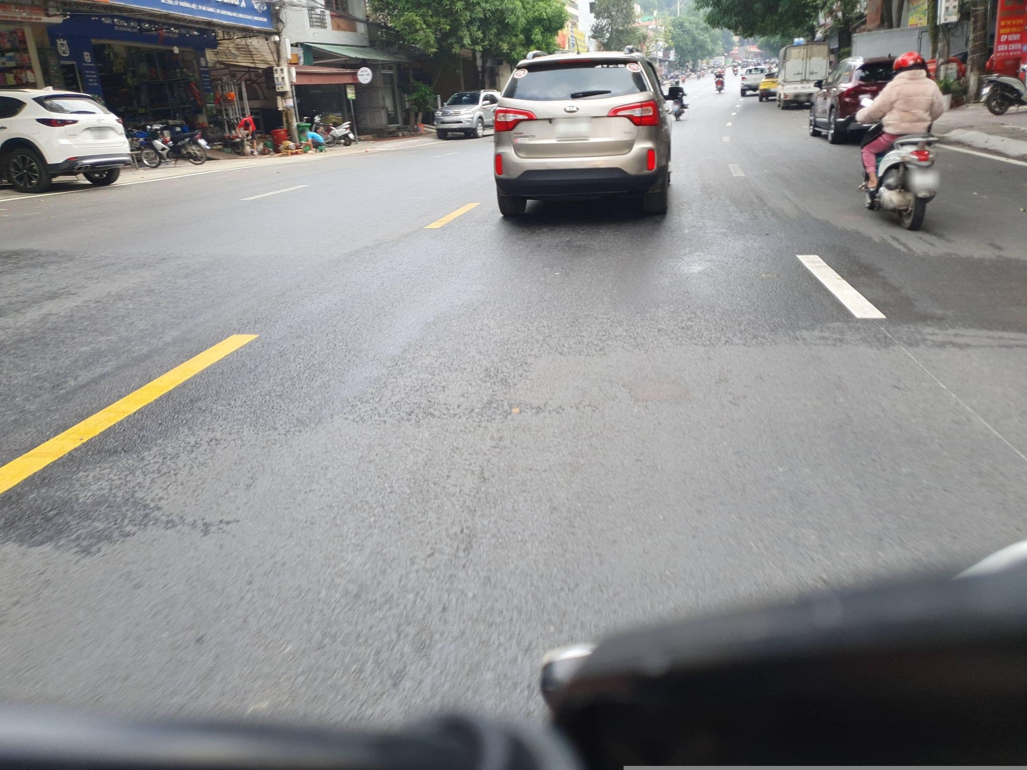 Street view near Su Ha Giang Hostel tour and travel, Hà Giang — © russmcd (CC BY-SA · Mapillary)