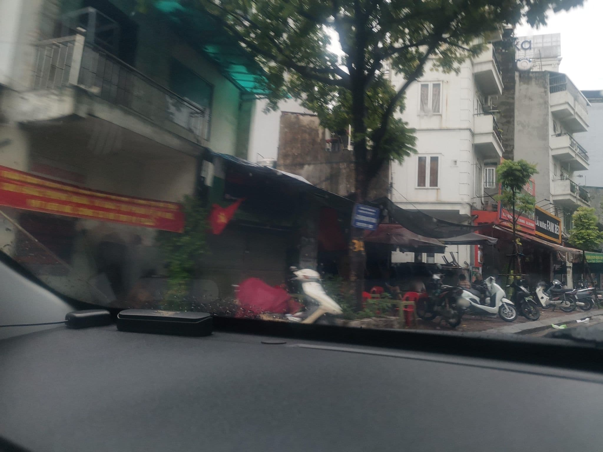 Street view near Khánh Homestay, Yên Phụ — © hn_left_2 (CC BY-SA · Mapillary)