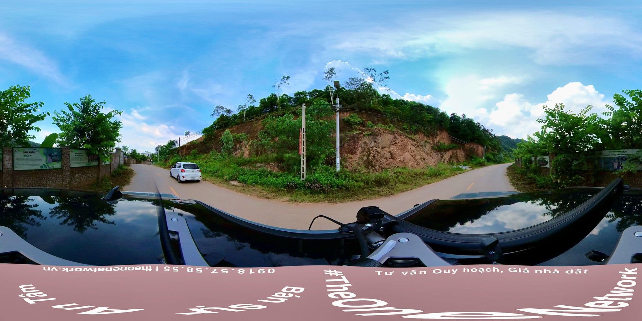 Street view near Stream House Nhà Bên Suối, Phúc Yên — © theonenetwork (CC BY-SA · Mapillary)