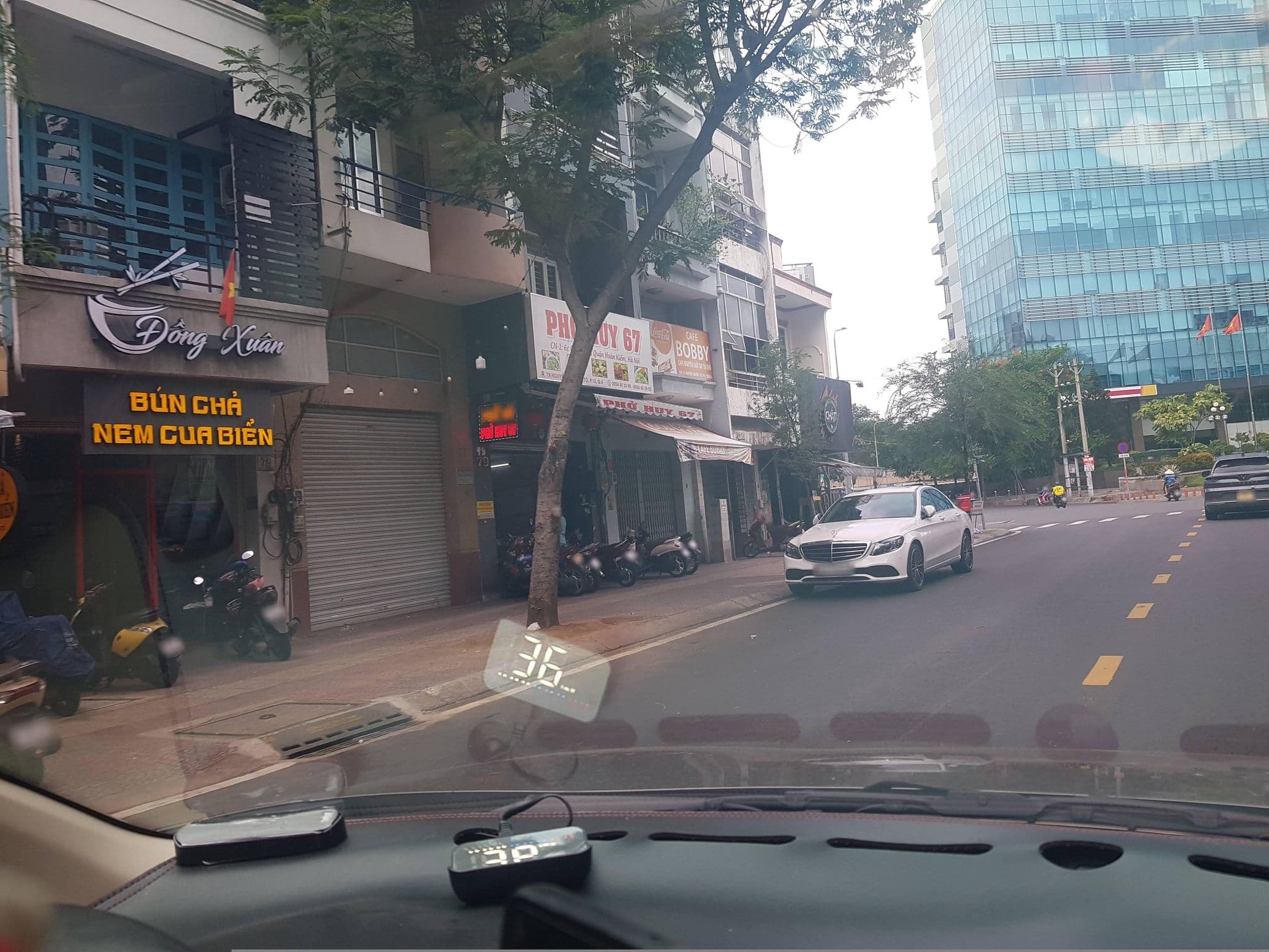 Street view near Namstay Saigon, Quận Bốn — © bemaps1 (CC BY-SA · Mapillary)