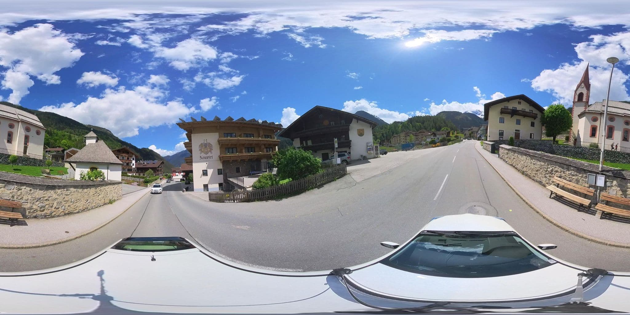 Street view near Hotel Restaurant Neuwirt, Finkenberg — © osmplus_org (CC BY-SA · Mapillary)