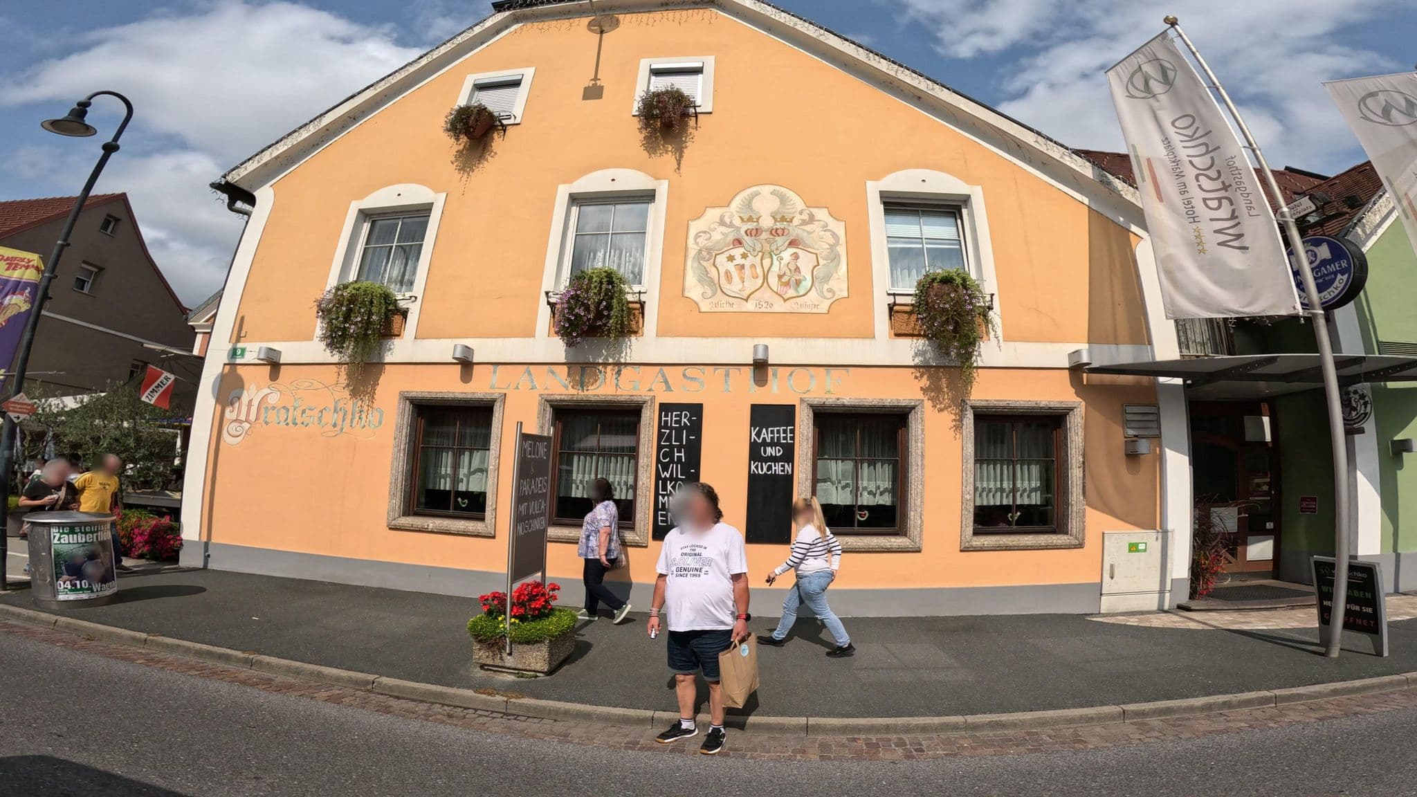 Street view near Landhotel Wratschko & Wirtshaus, Gamlitz — © djpixel (CC BY-SA · Mapillary)