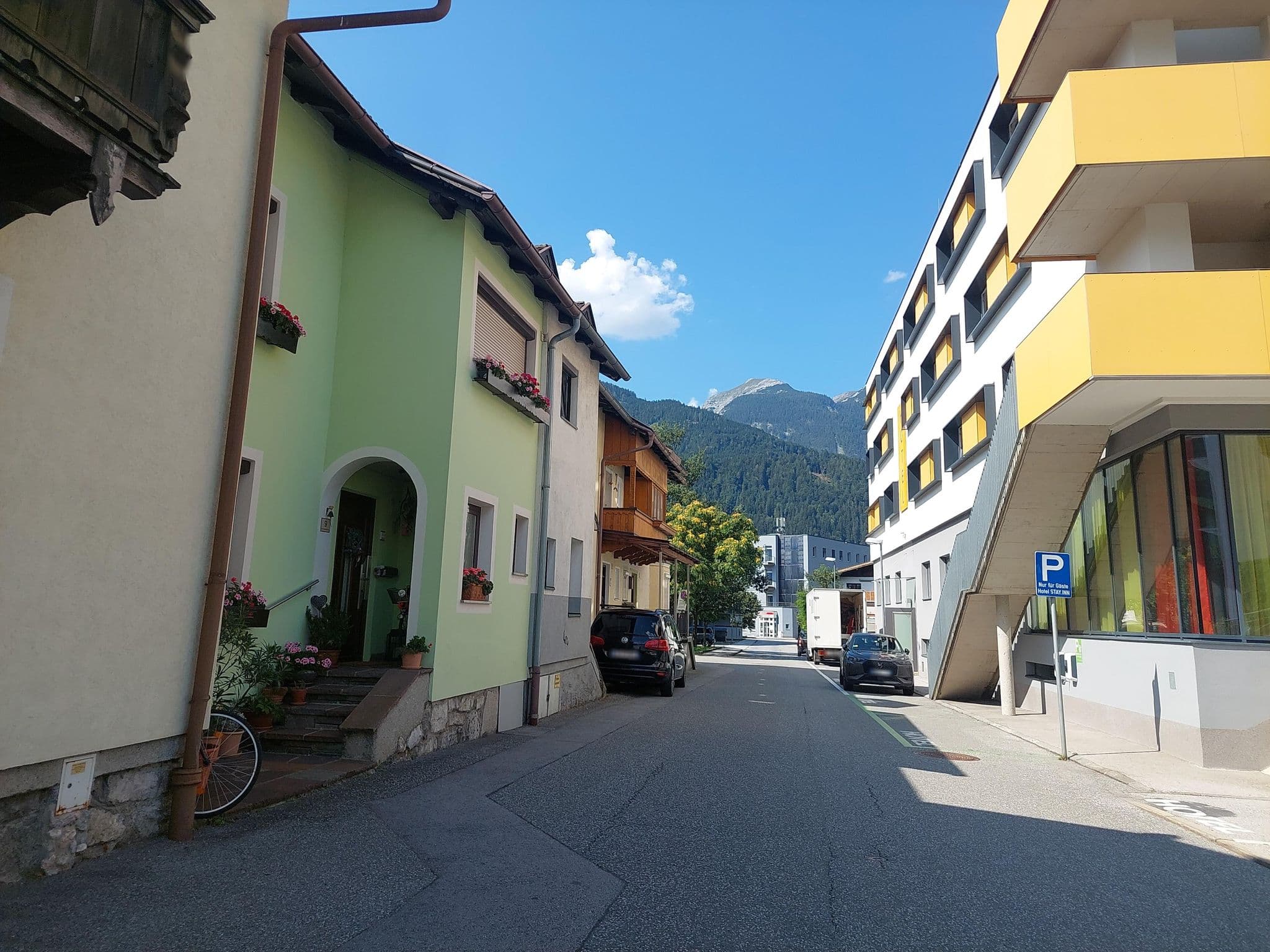 Street view near STAY.inn Comfort Art Hotel Schwaz, Schwaz — © viavista (CC BY-SA · Mapillary)