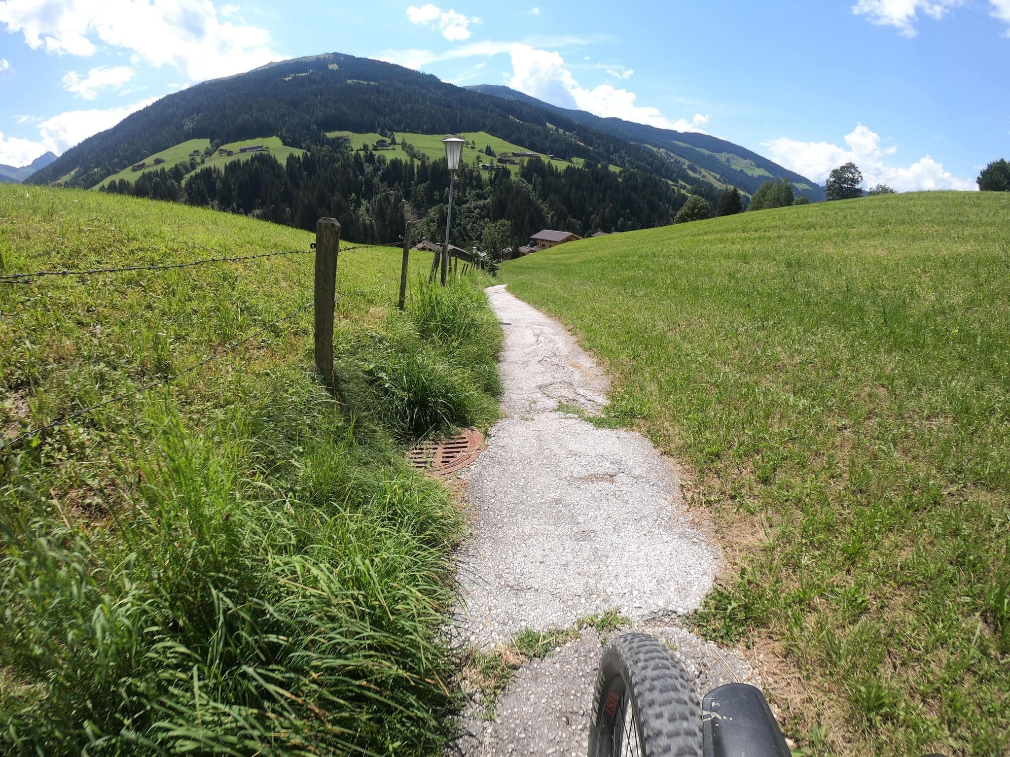 Street view near Hotel Andreas, Haus Rossstall, Haus Klara, Alpbach — © vinisa (CC BY-SA · Mapillary)