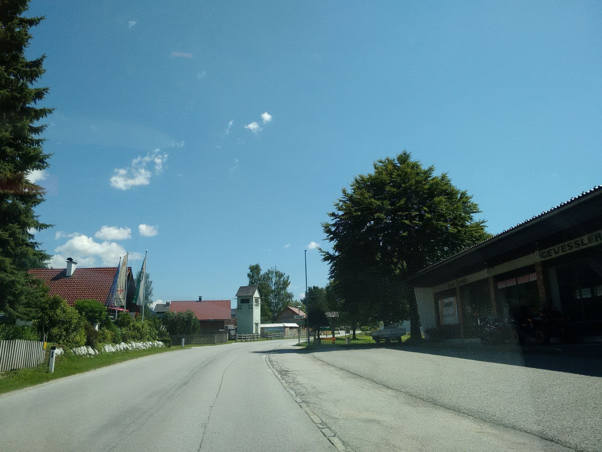 Street view near Haus Gottfried | Appartments, Mitterndorf im Steirischen Salzkammergut — © gzin (CC BY-SA · Mapillary)