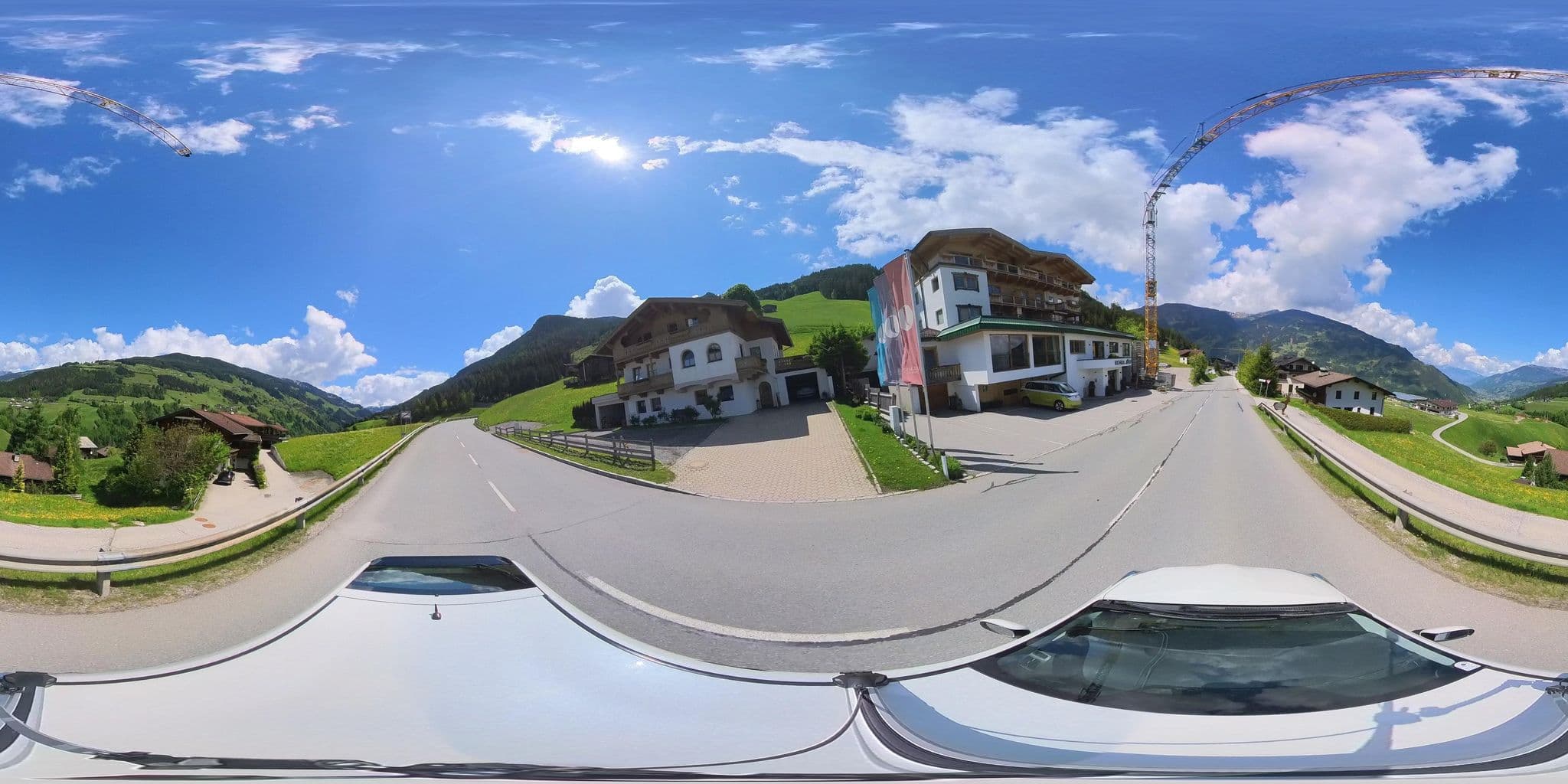 Street view near Hotel Jörglerhof, Zell am Ziller — © osmplus_org (CC BY-SA · Mapillary)