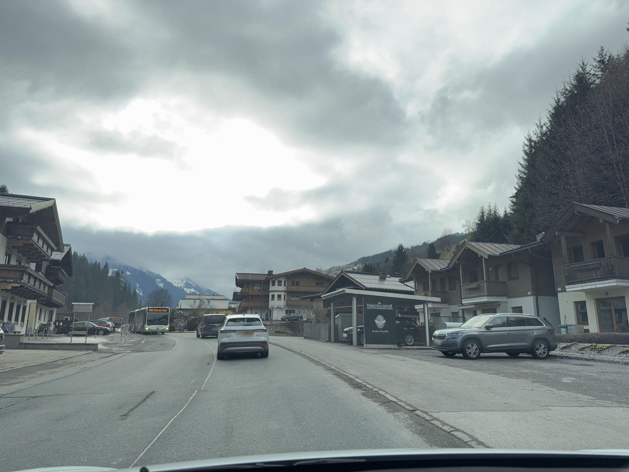 Street view near Pension Adlerhorst, Saalbach — © ottor (CC BY-SA · Mapillary)