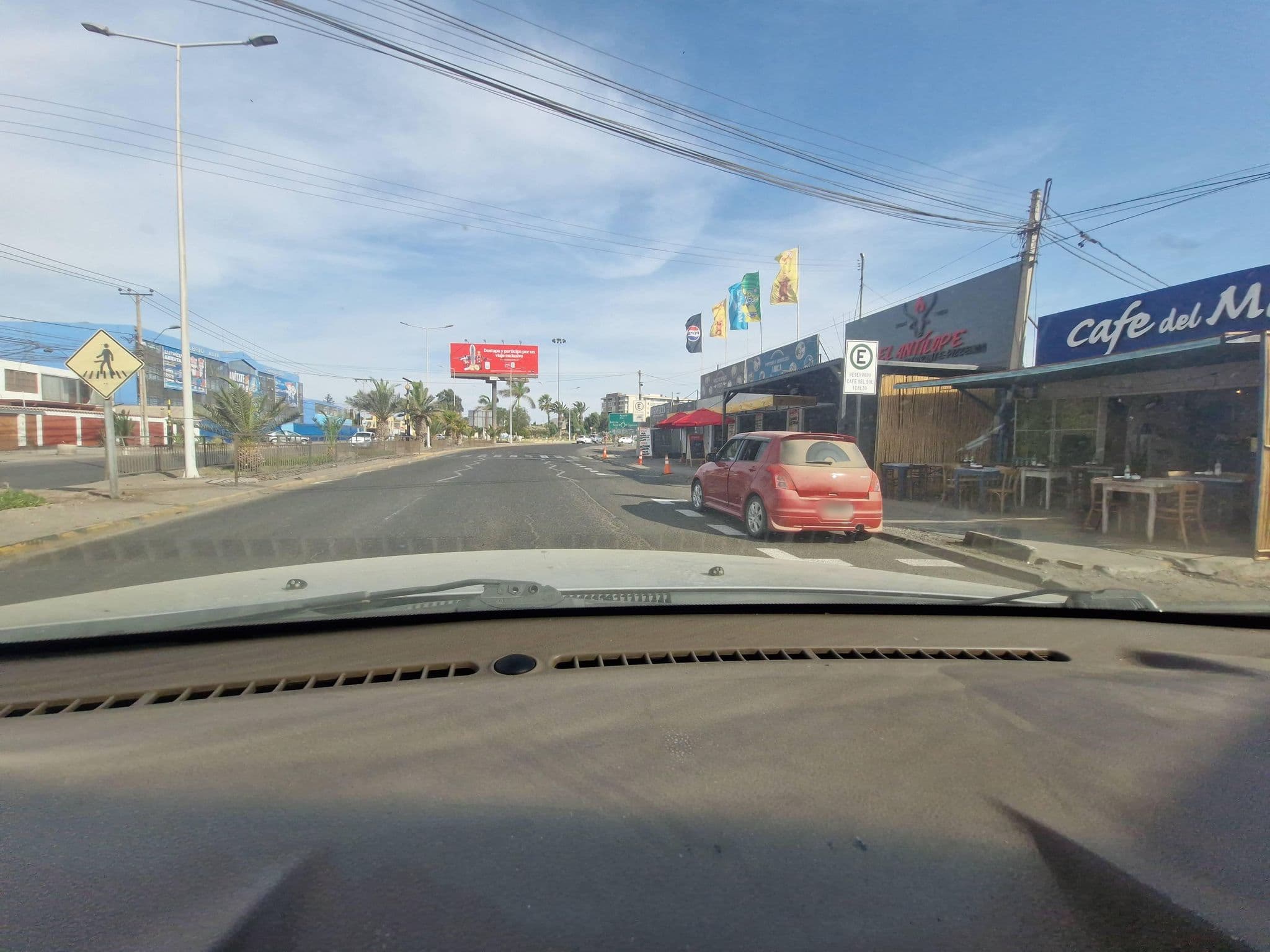 Street view near Garaje Don Nicanor Barriga, Arica — © lcontrerasalcalde (CC BY-SA · Mapillary)