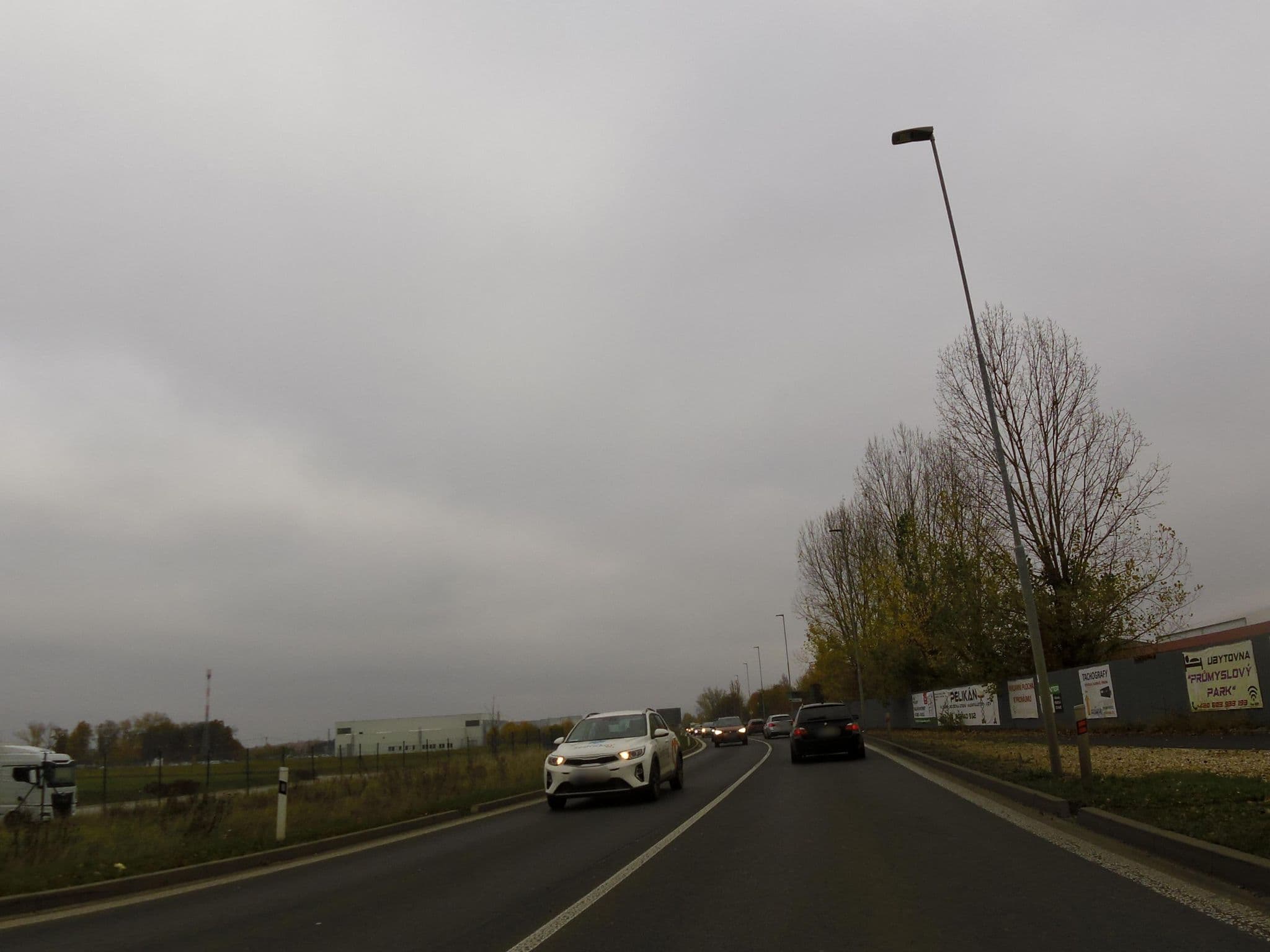 Street view near UBYTOVNA PRŮMYSLOVÝ PARK, Cheb — © fell3 (CC BY-SA · Mapillary)
