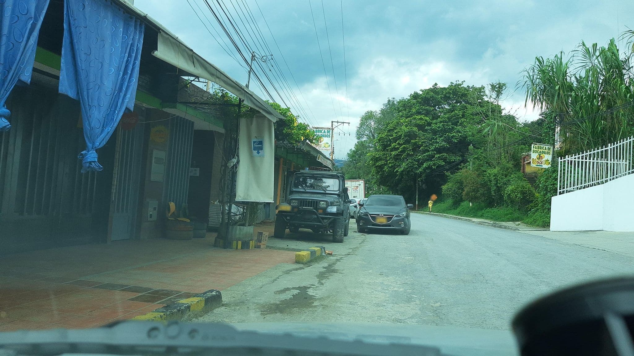 Street view near Centro Vacacional Chiminigagua I.A.C., Moniquirá — © luiscame (CC BY-SA · Mapillary)