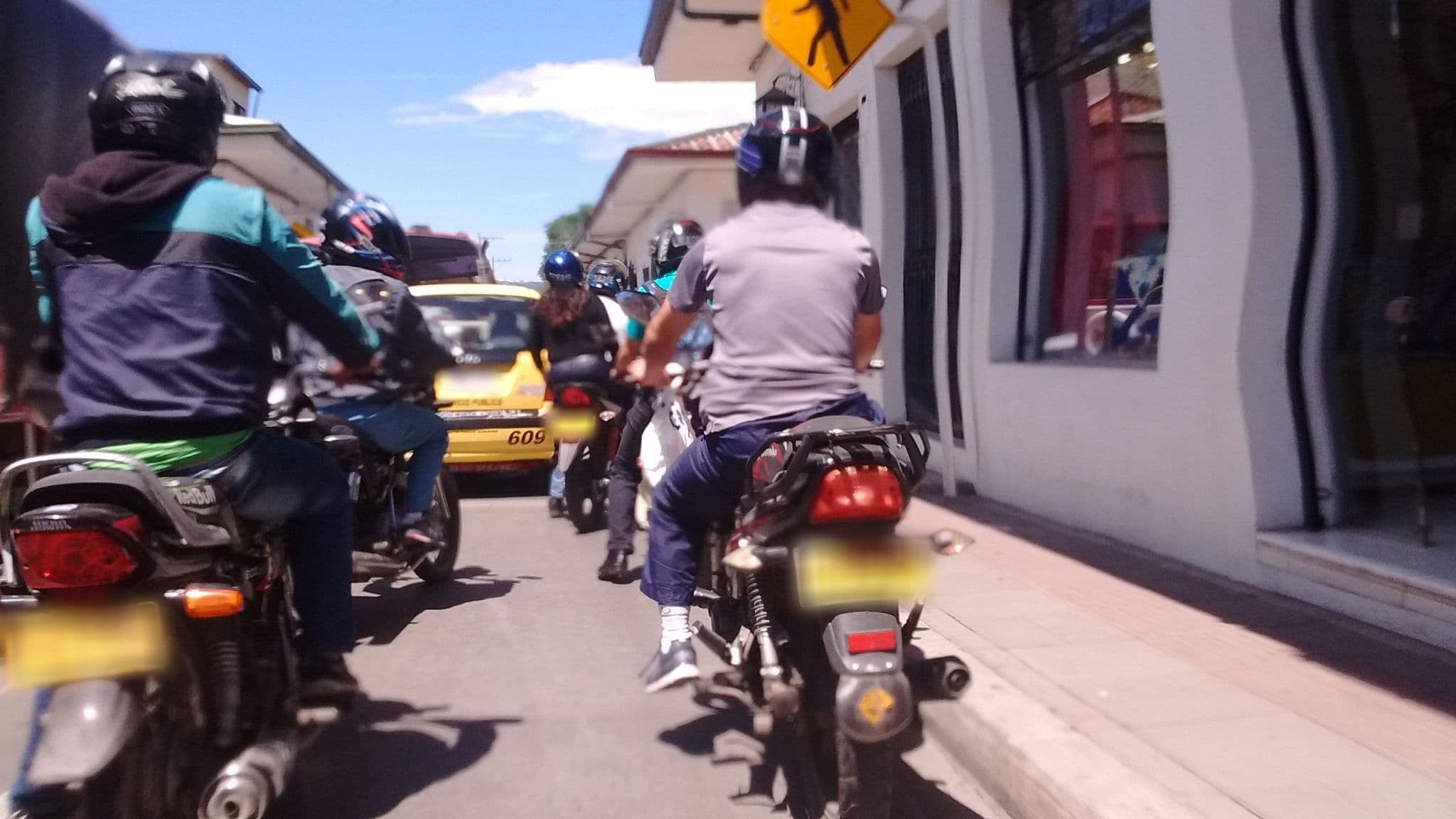 Street view near Hotel Castillo Real, Popayán — © augusto_ibarra (CC BY-SA · Mapillary)