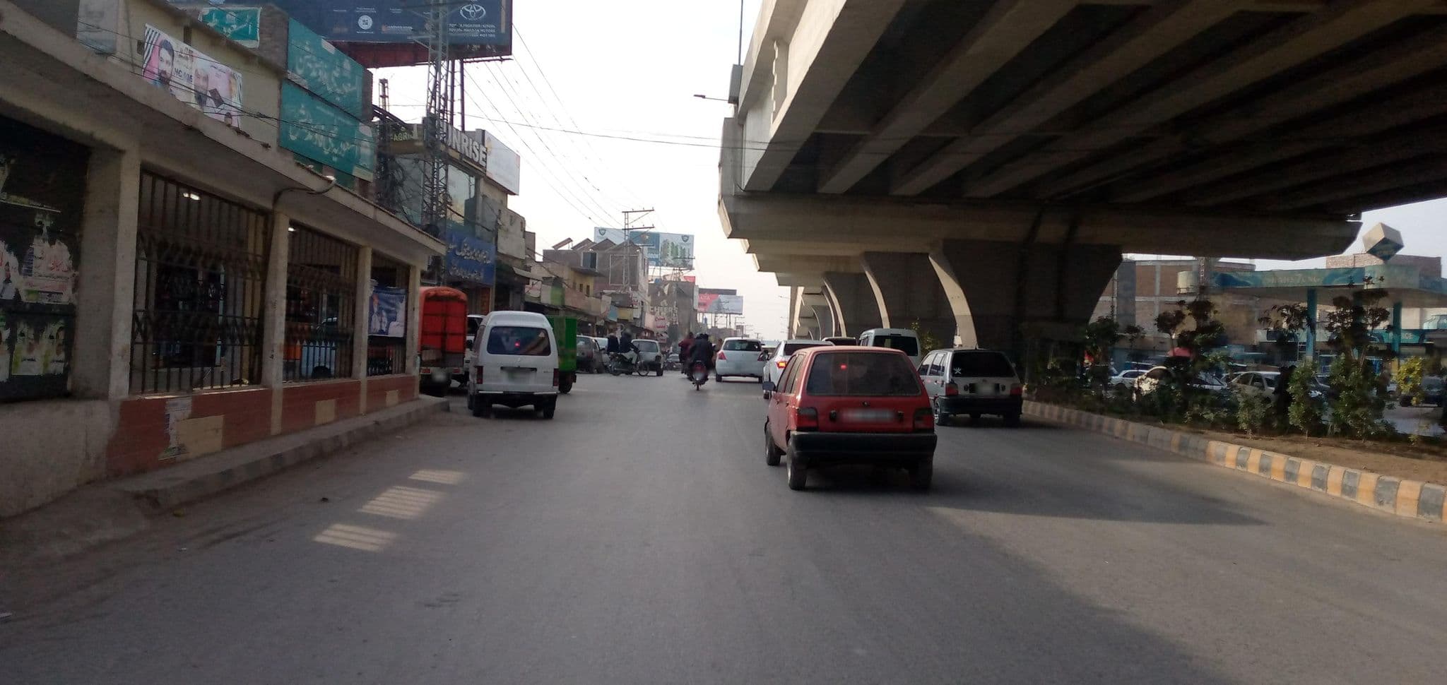 Street view near Peshawar, Peshawar — © RobinGoix (CC BY-SA · Mapillary)