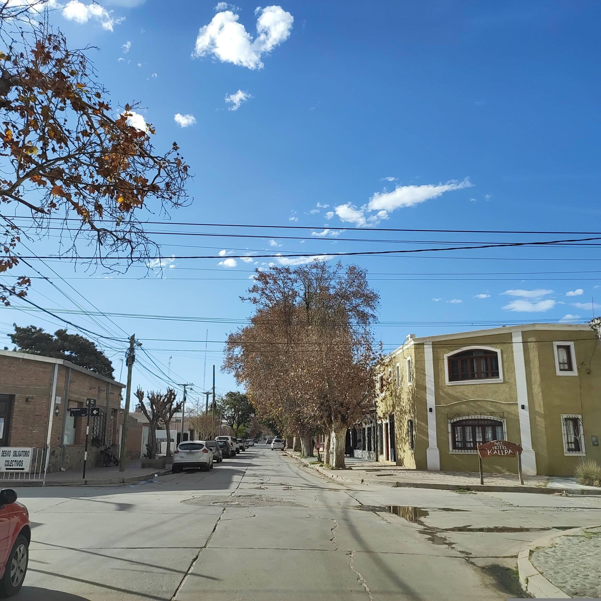 Street view near Hostal Kallpa, Cafayate — © diegokrein (CC BY-SA · Mapillary)