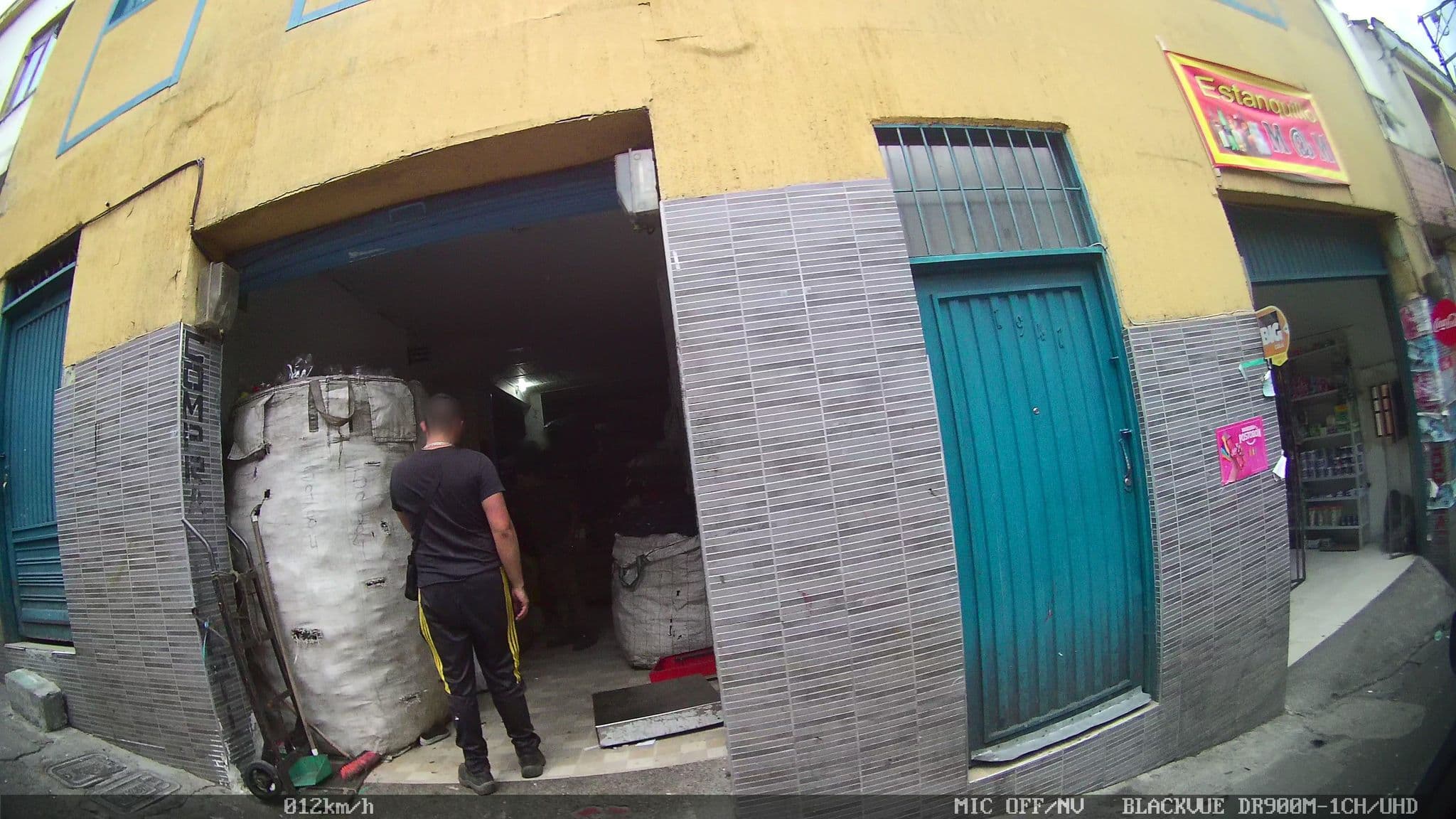 Street view near Hotel California Blue, Manizales — © kaart_2 (CC BY-SA · Mapillary)