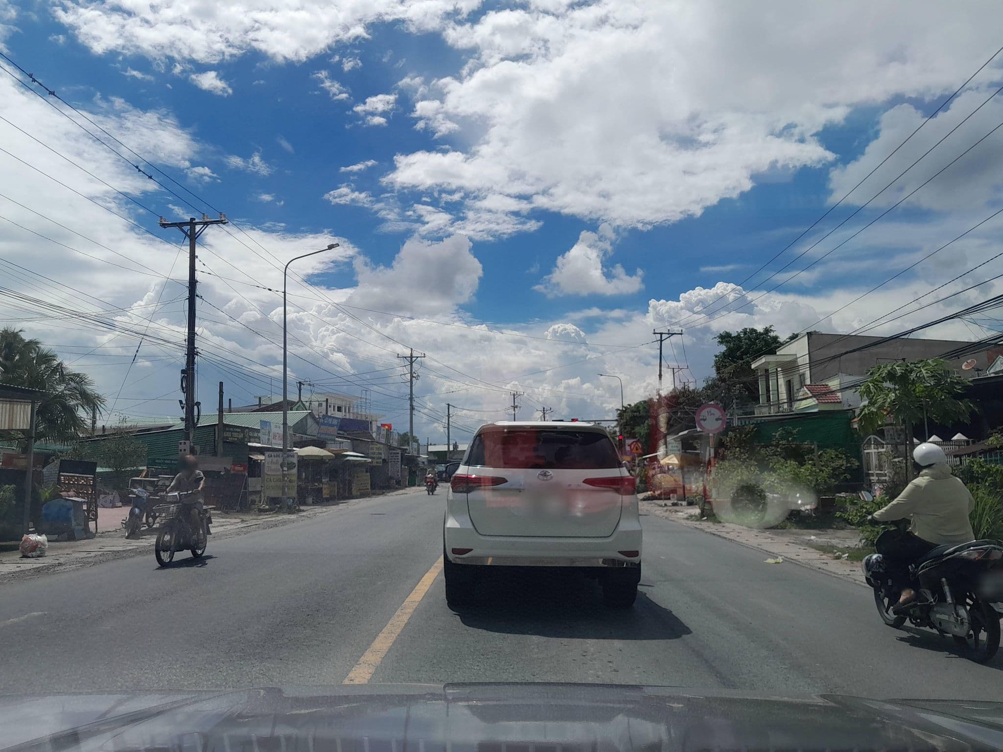 Street view near PHÚC LỢI Hotel, Cao Lãnh — © sg_front_3 (CC BY-SA · Mapillary)