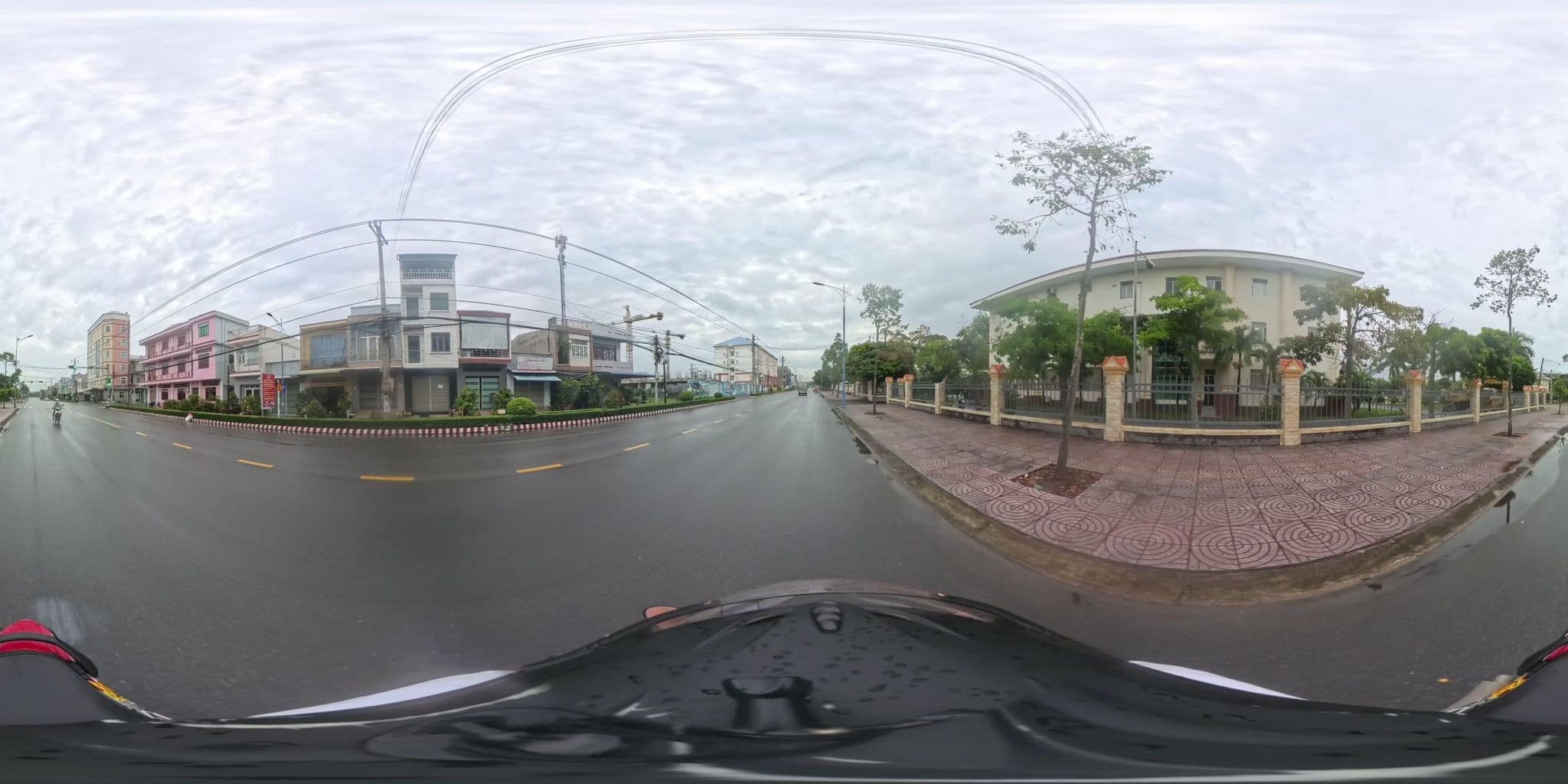 Street view near Cao Lanh Hotels - Kim Le, Cao Lãnh — © Slucchesi (CC BY-SA · Mapillary)