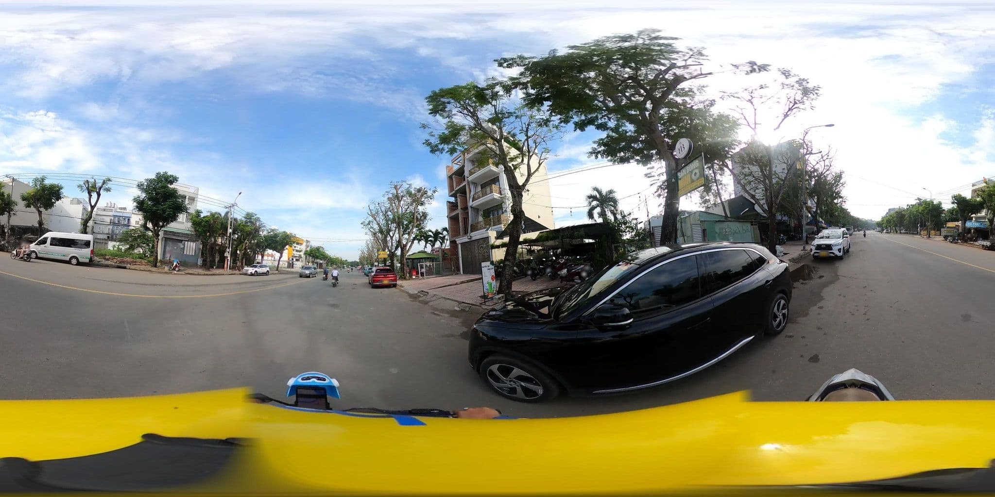 Street view near Lux Homestay, Bình Thạnh — © bemaps3_sg (CC BY-SA · Mapillary)