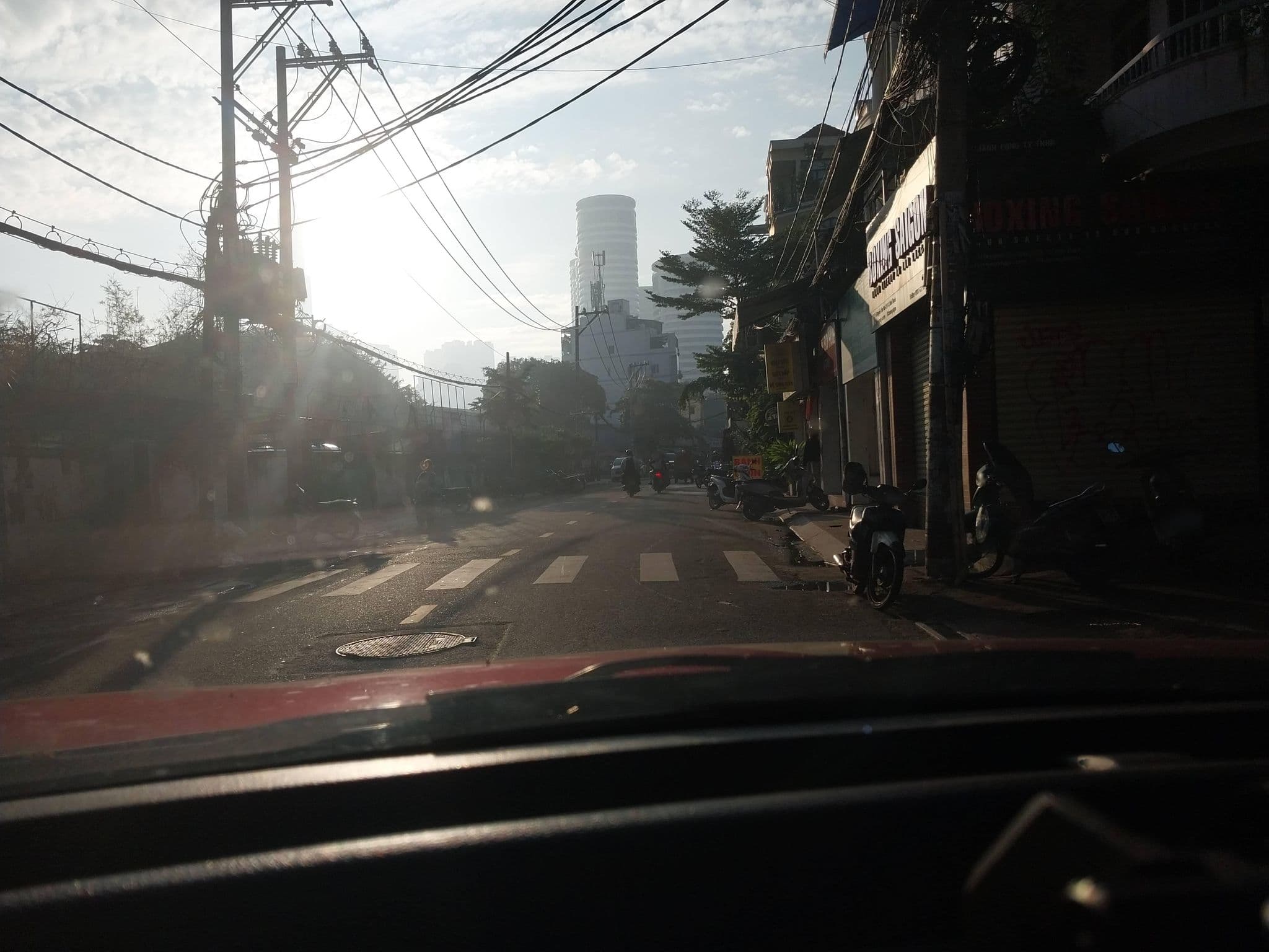 Street view near Bơ'ss homestay, Bình Thạnh — © sg_front_1 (CC BY-SA · Mapillary)