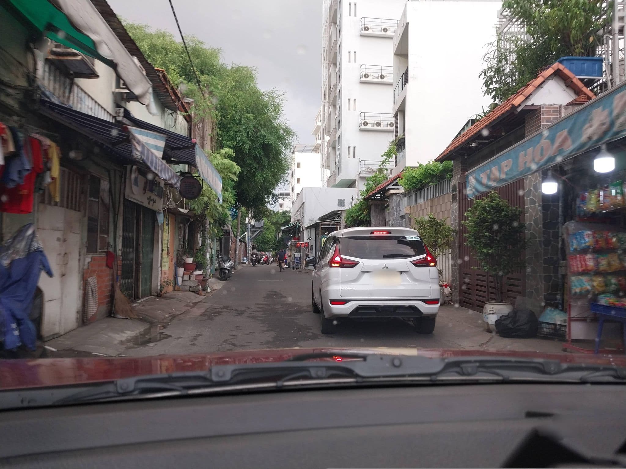 Street view near NHÀ DỪA BÌNH THẠNH, Bình Thạnh — © sg_front_1 (CC BY-SA · Mapillary)