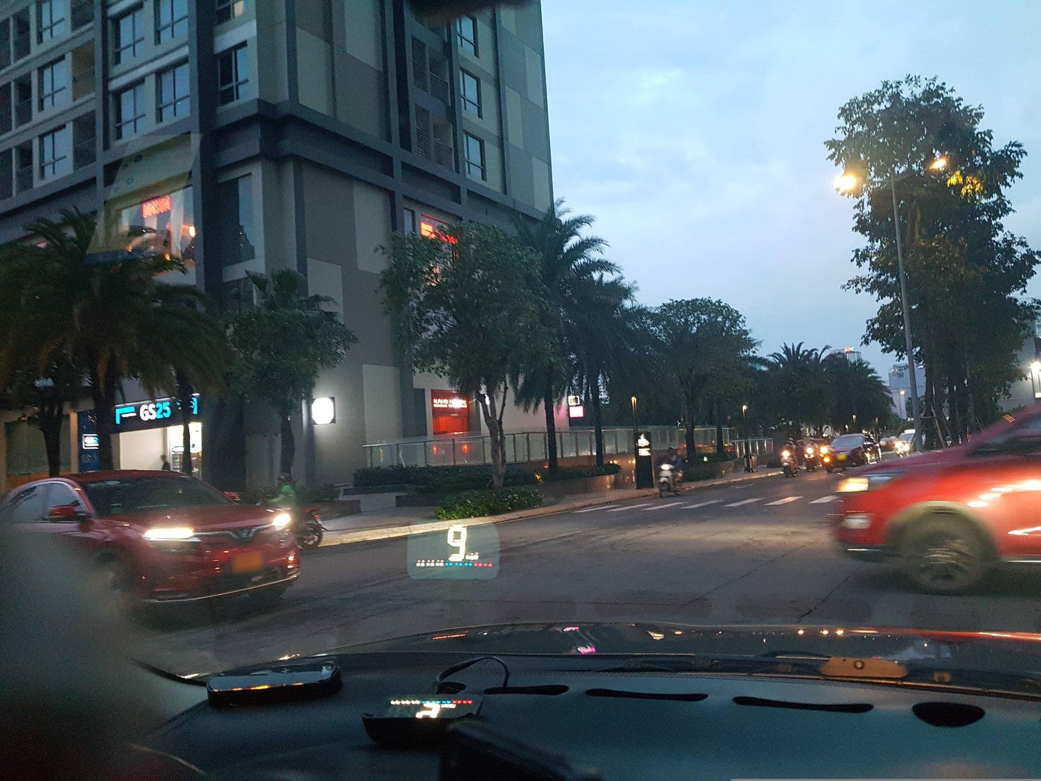Street view near VinHomes Skyline Apartment HCM, Bình Thạnh — © bemaps1 (CC BY-SA · Mapillary)